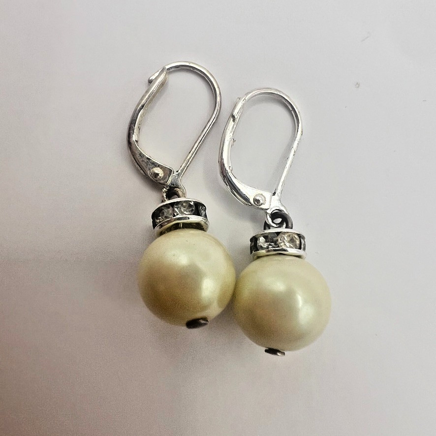 Elegant Pearl Drop Leverback Earrings Rhinestone Rondelles Accents Silver Bridal