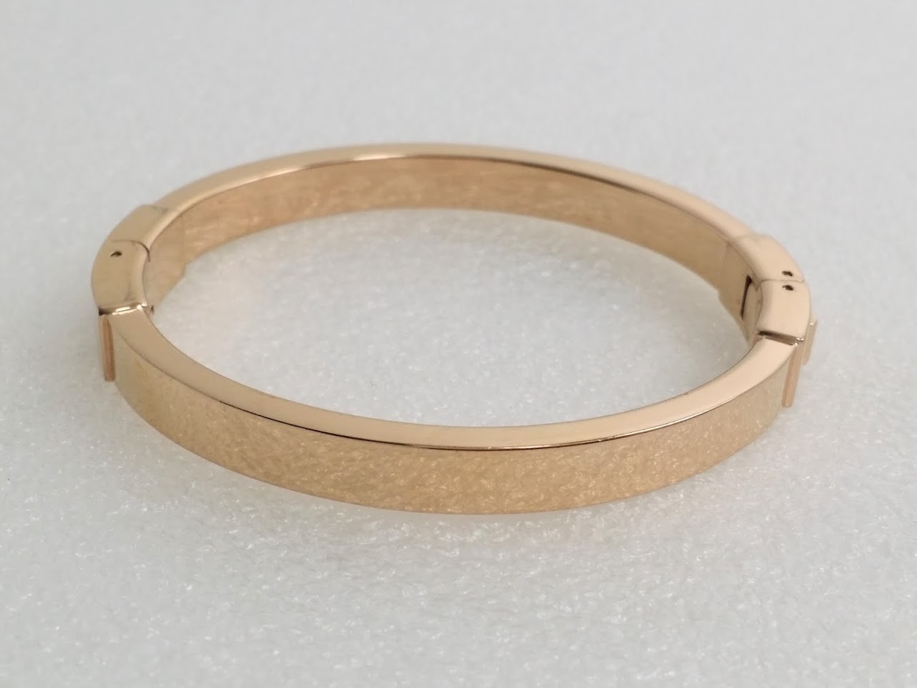 Signed Michael Kors Rose Gold Tone Champagne Crystal Slip On Bangle Bracelet