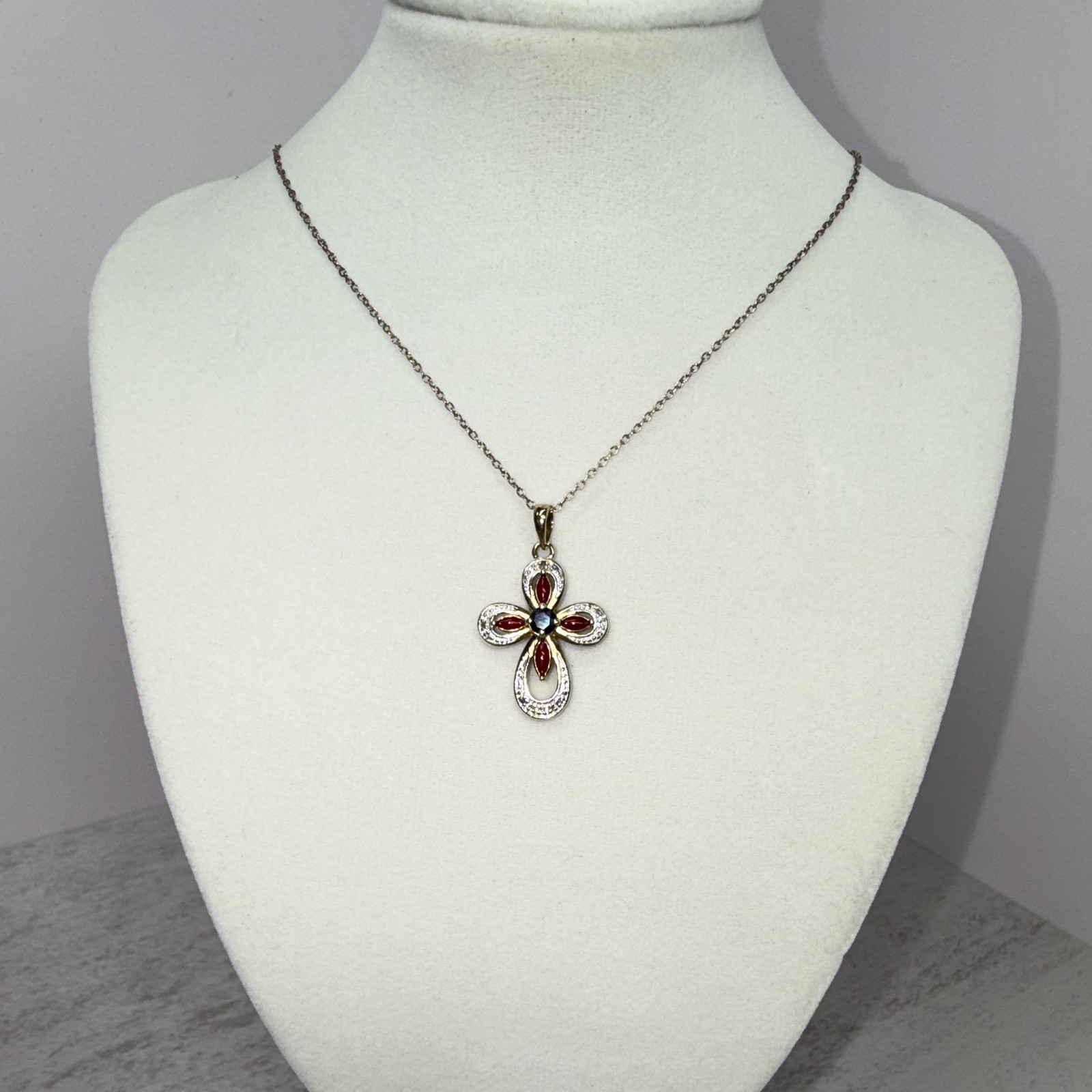 925 Italian Silver Cable Chain Necklace w/ 925 Cross w/ Red & Black Oval Stones
