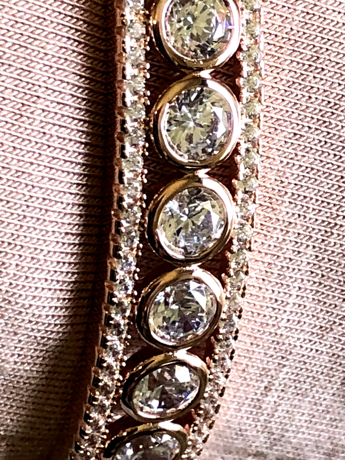 DIAMONIQUE CZ x JENNIFER MILLER HINGED BANGLE 14K GOLD PLATED SS, AVG (M4417-24)