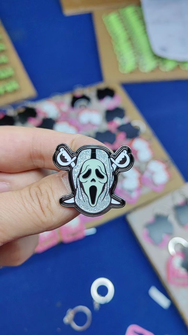 Raiders X Scream Oakland Los Angeles Las Vegas ENAMEL PIN 1.25 inch