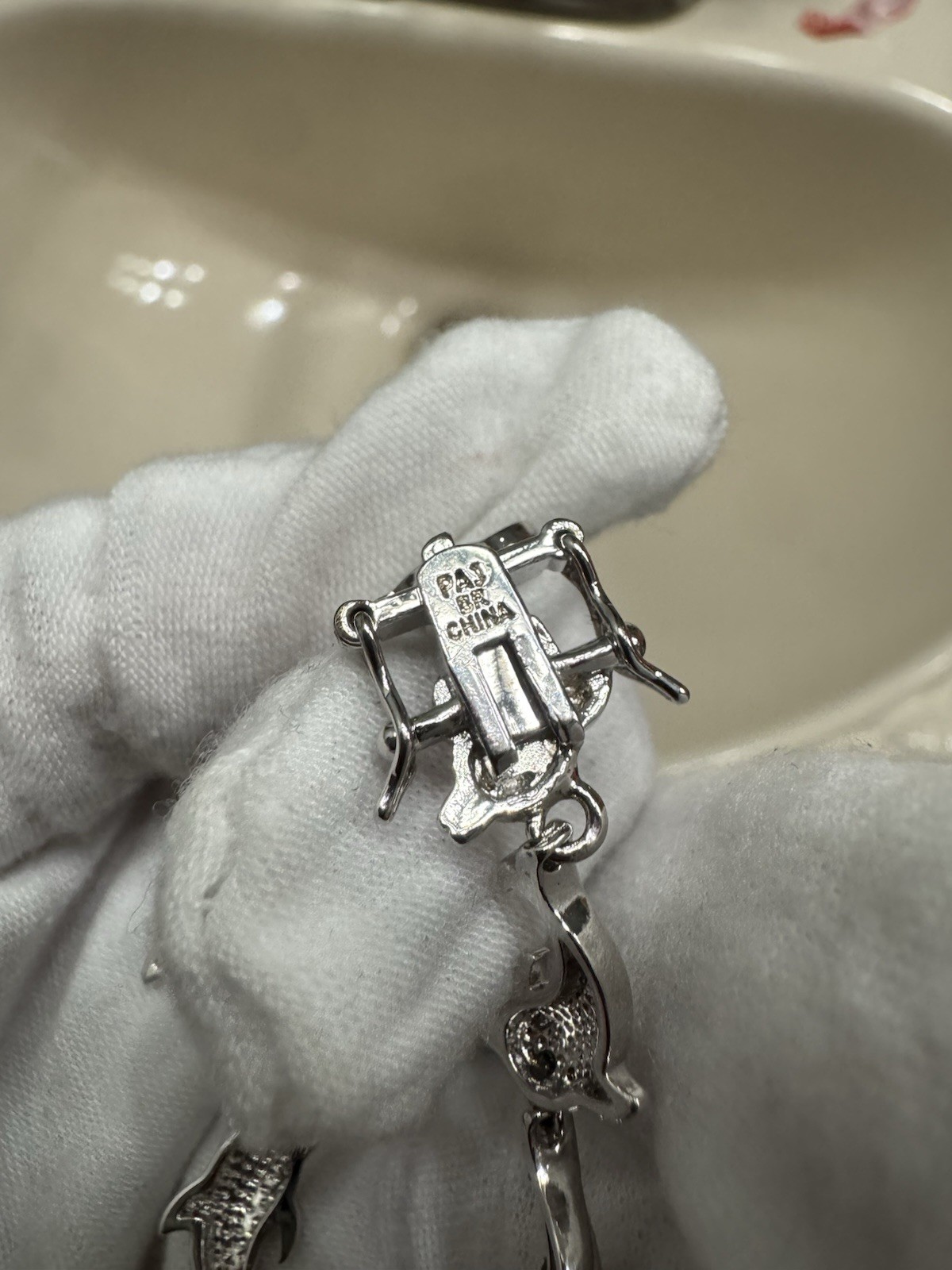 Vintage Silver Plated Dolphin bracelet with Genuine Diamond Accents 7.5 Inch