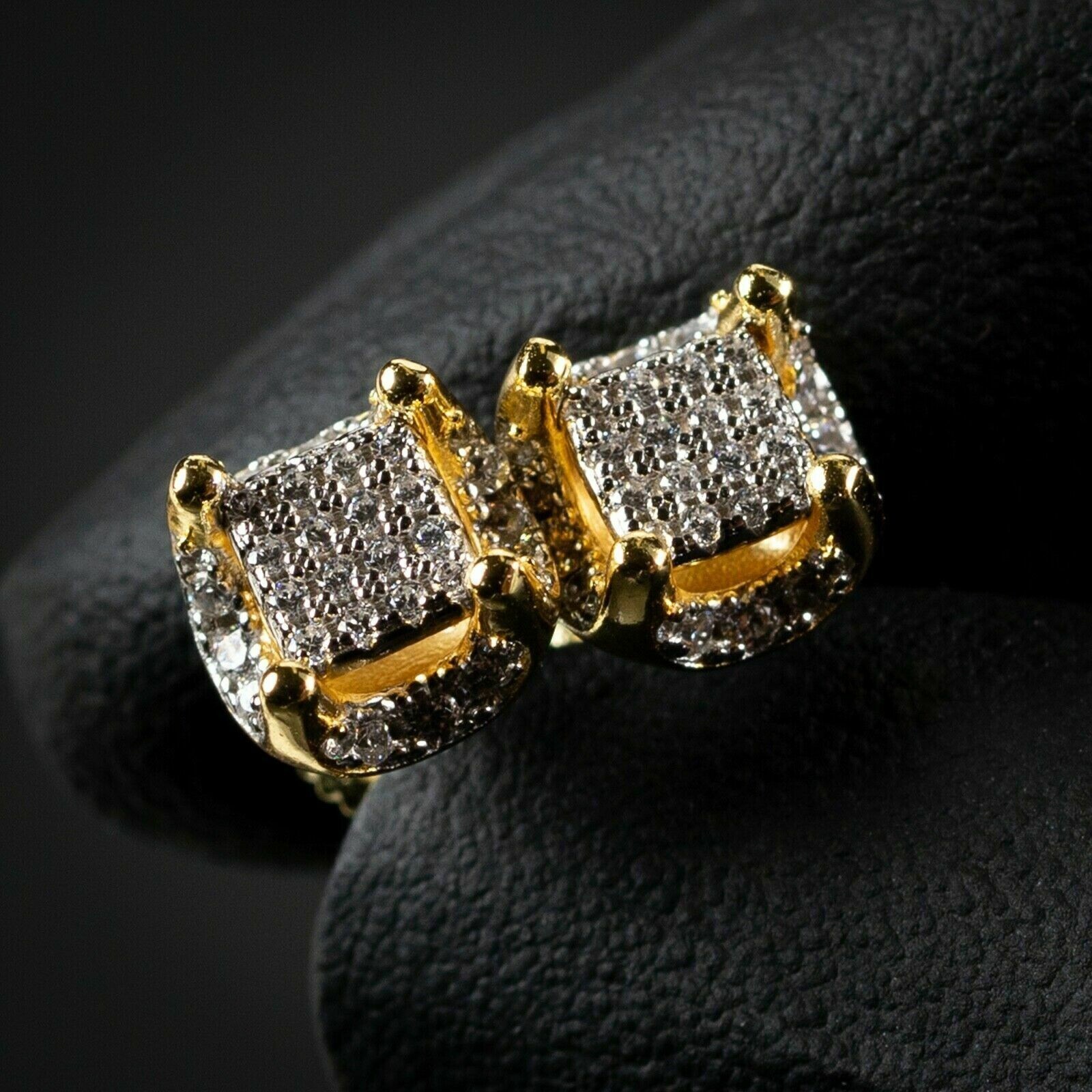 2.20Ct Round Cut VVS1 Diamond Men’s Cluster Stud Earrings 14K Yellow Gold Finish