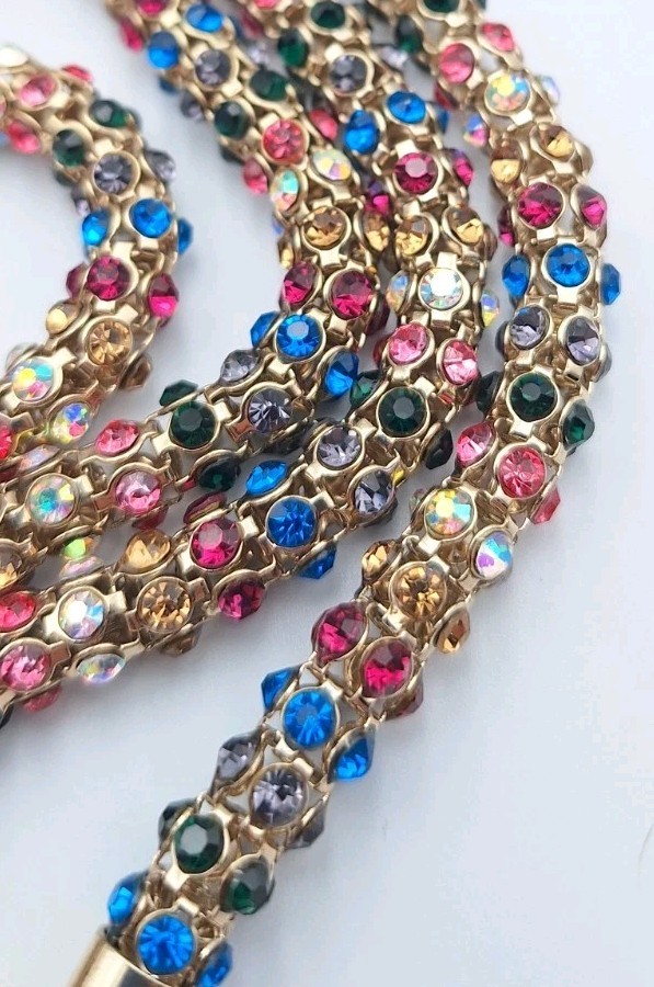 NWOT BETSEY JOHNSON Signed Funfetti Mesh Rainbow Crystals GoldTone Rope Necklace