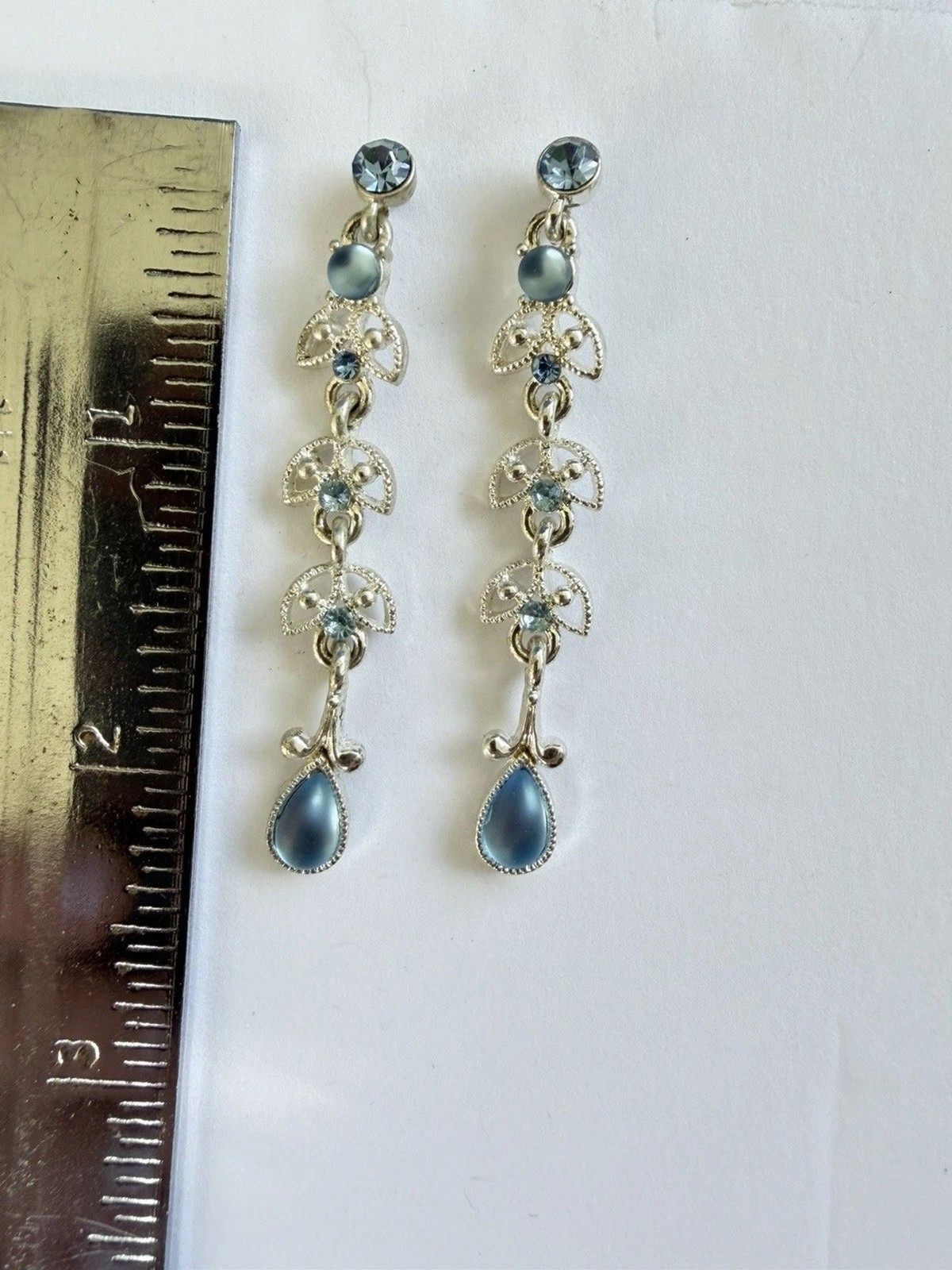 Vintage Blue Crystal Dangle Earrings Silver Tone Filigree Tiered Drop Victorian