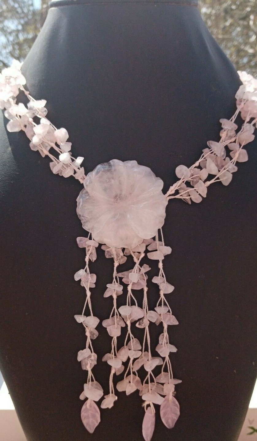 vintage flower necklace