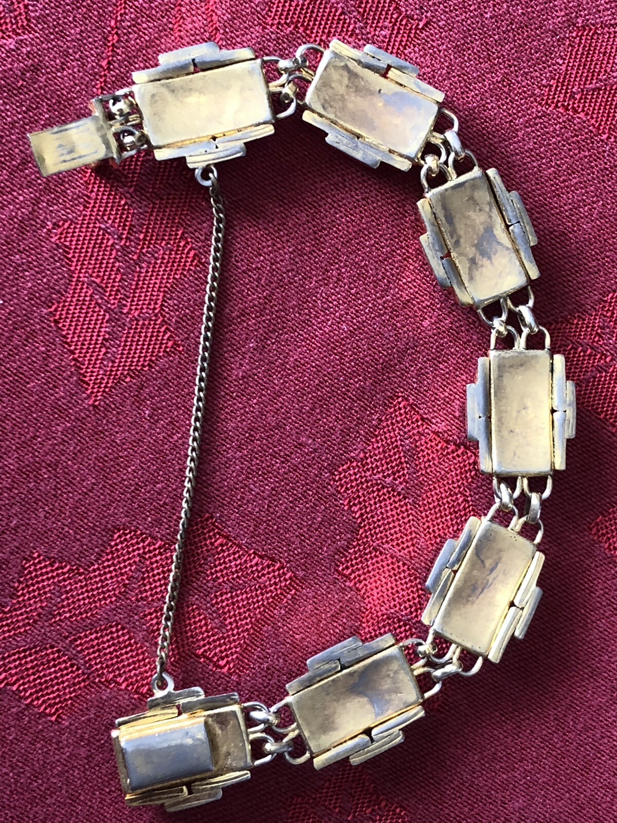 Ladies Bracelet w/ Enamelware & Fantastic Detail – Nice Clasp w/ Safety Chain