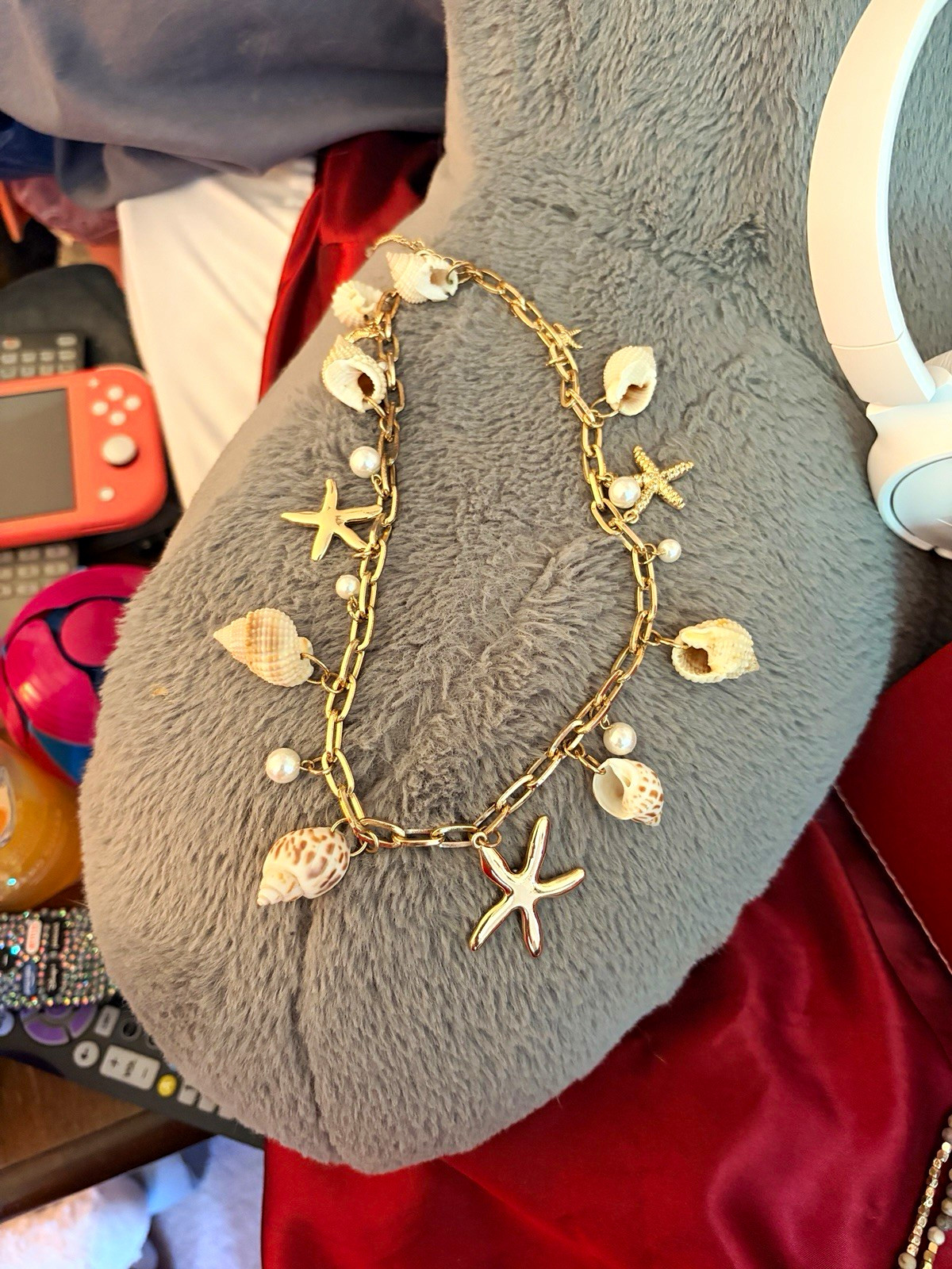 Gold Tone Sea Life Dangle Charm Cable Chain Bracelet, Lobster Clasp