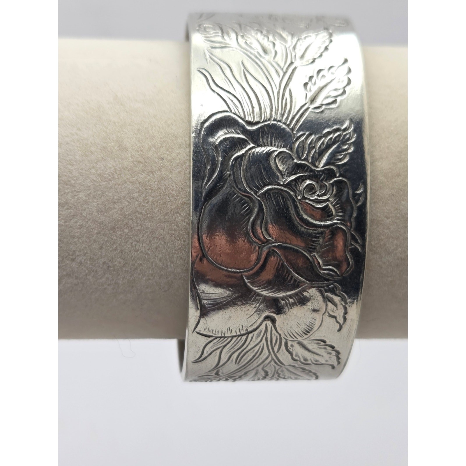 Salisbury Pewter Vintage Floral Rose Engraved Cuff Bracelet – June