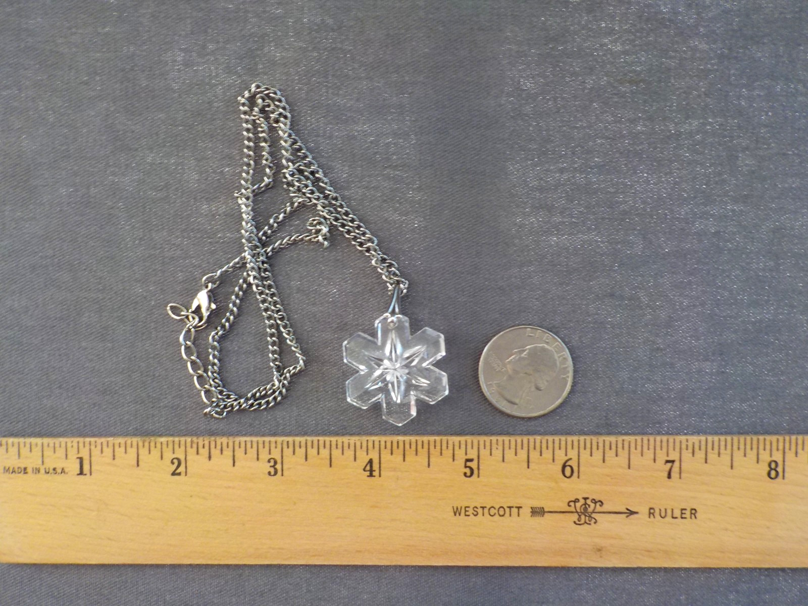 Snowflake Glass Necklace Silver Tone Metal Pendant Chain