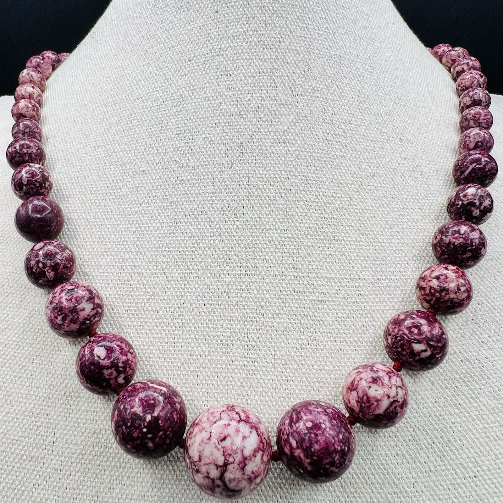 Vintage Chunky Raspberry Jasper Stone Necklace Graduated Beads 24” Statement