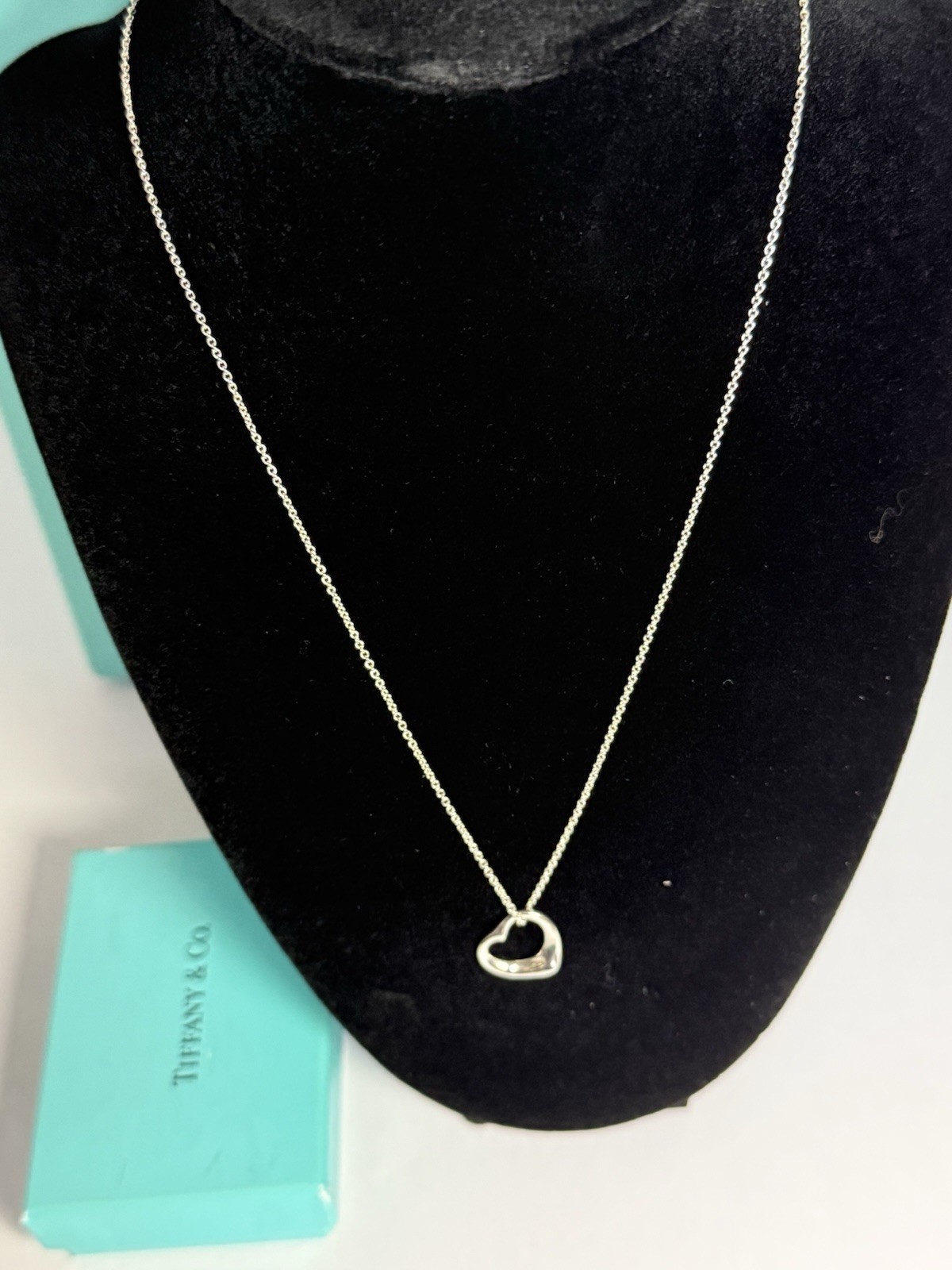 Tiffany & Co Silver Heart Charm Pendant Necklace 16 in Cable Chain Spring Ring