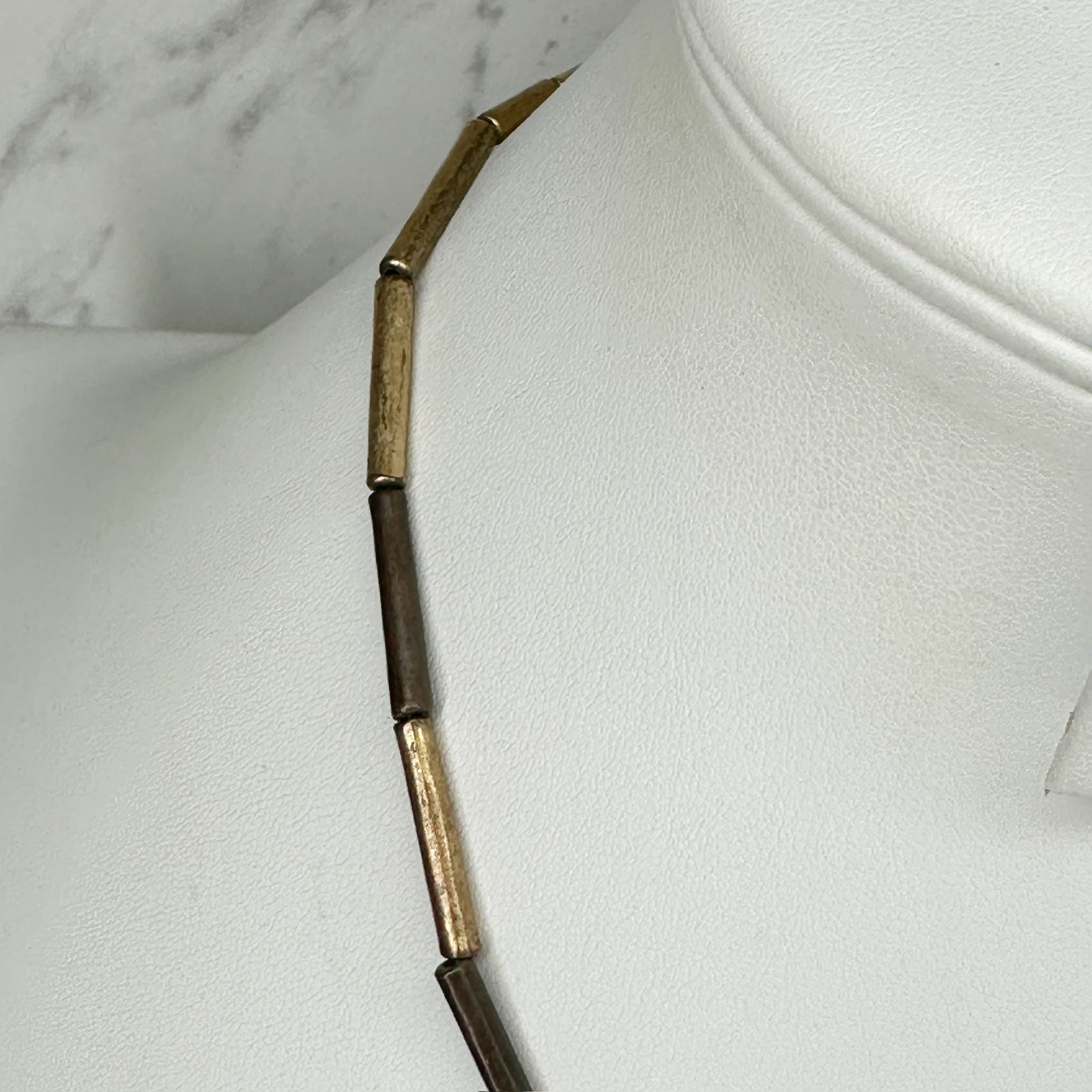 Chico’s Multicolor Resin Organic Shape Bib Necklace Gold Tone Bar Link