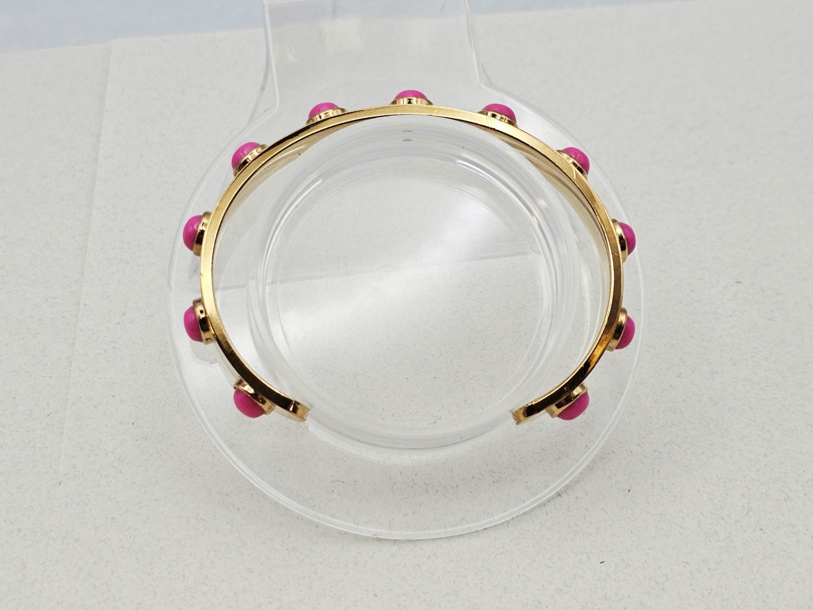 Kate Spade Hot Pink Gold tone Tag Along Cuff Bangle Bracelet 💕
