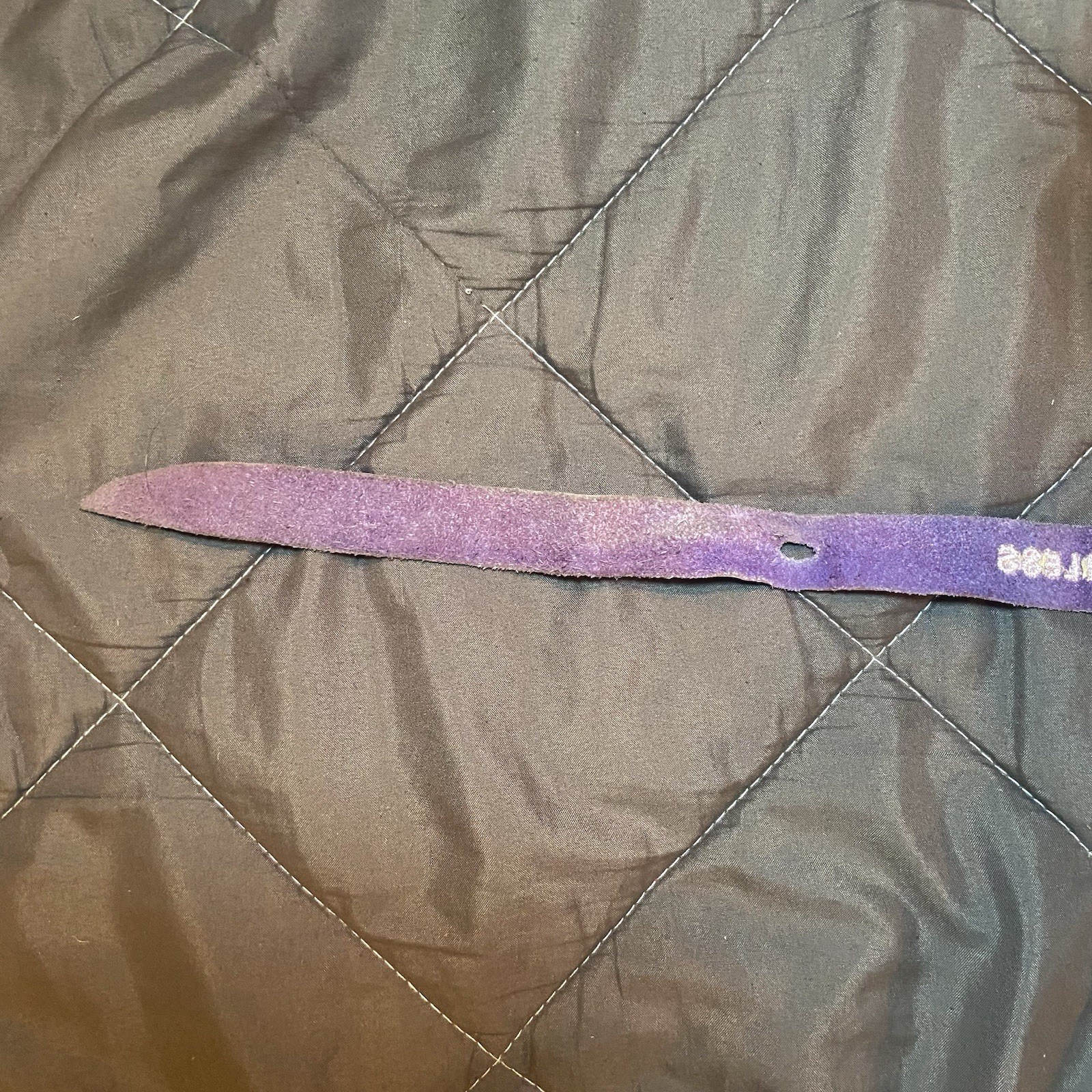 Taylor Swift “Fearless” Leather Bracelet (Purple) – Official Merch – Rare Item
