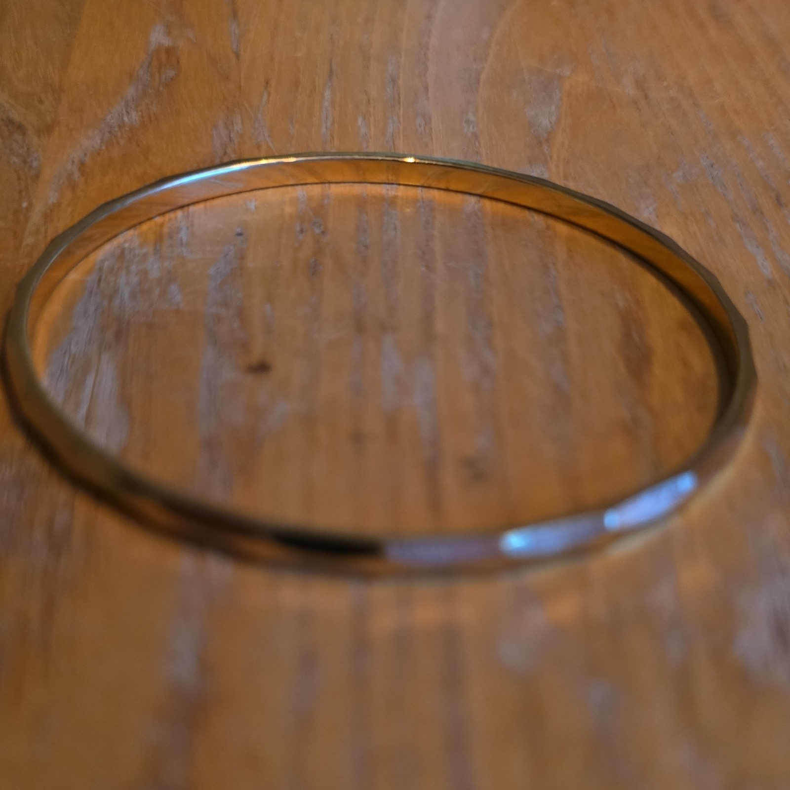 Gold Tone Faceted Round Bangle Bracelet Slip-On Metal No Stone