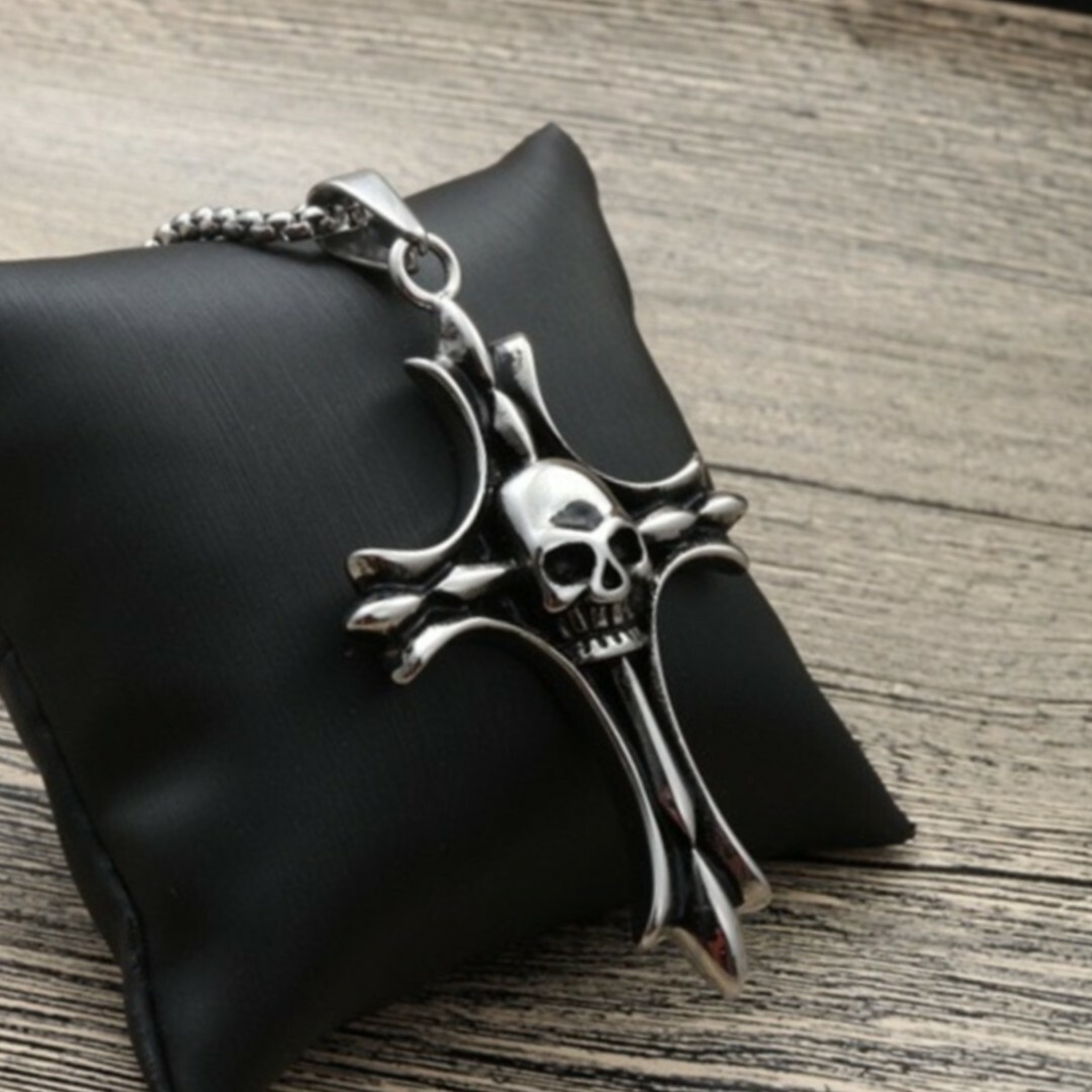 Mens Gothic Skull Cross Pendant Necklace Biker Jewelry Stainless Steel Chain 24″