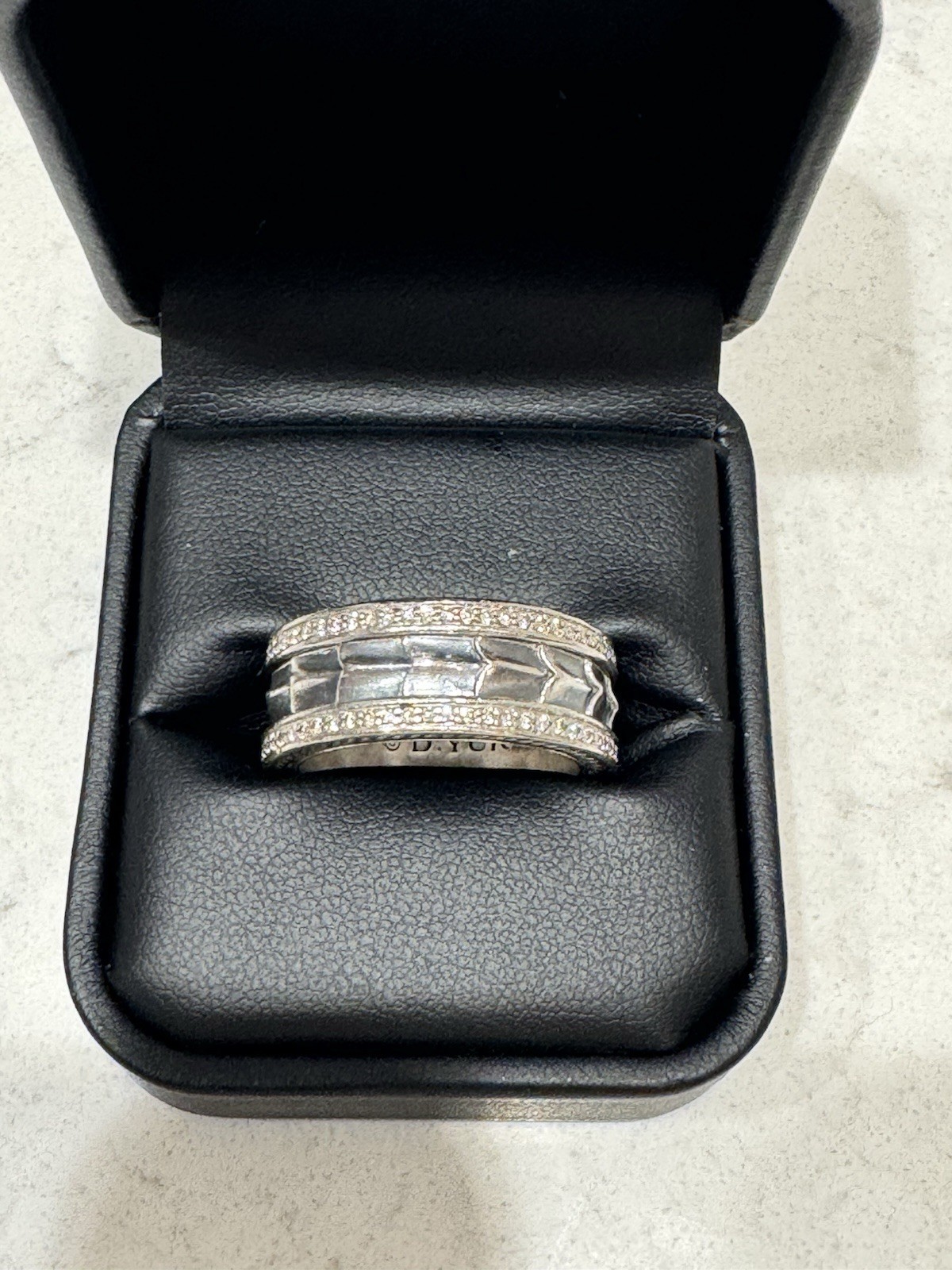 David Yurman Signed 925 Silver Band Ring w/ White Diamonds Size 10