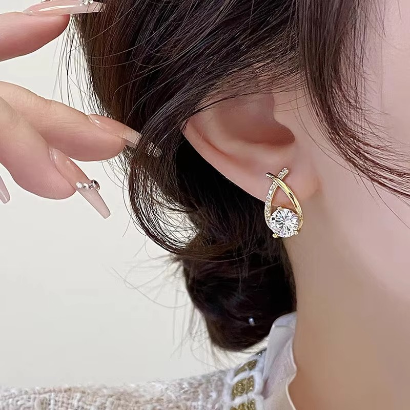 Shiny Micro-inlaid Rhinestone Earrings Ladies Fashion Delicate Earring DailyLife