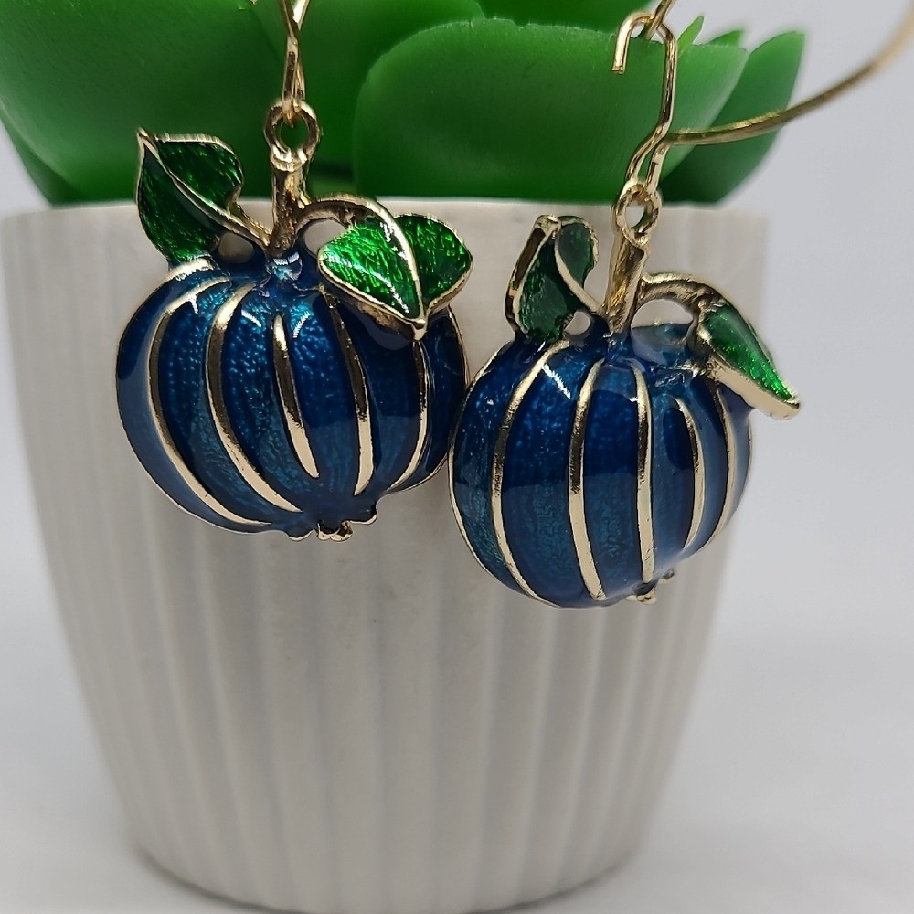 Elegant Blue and Green Pumpkin Dangle Drop Earrings NWOT Ladies Fall Outdoor