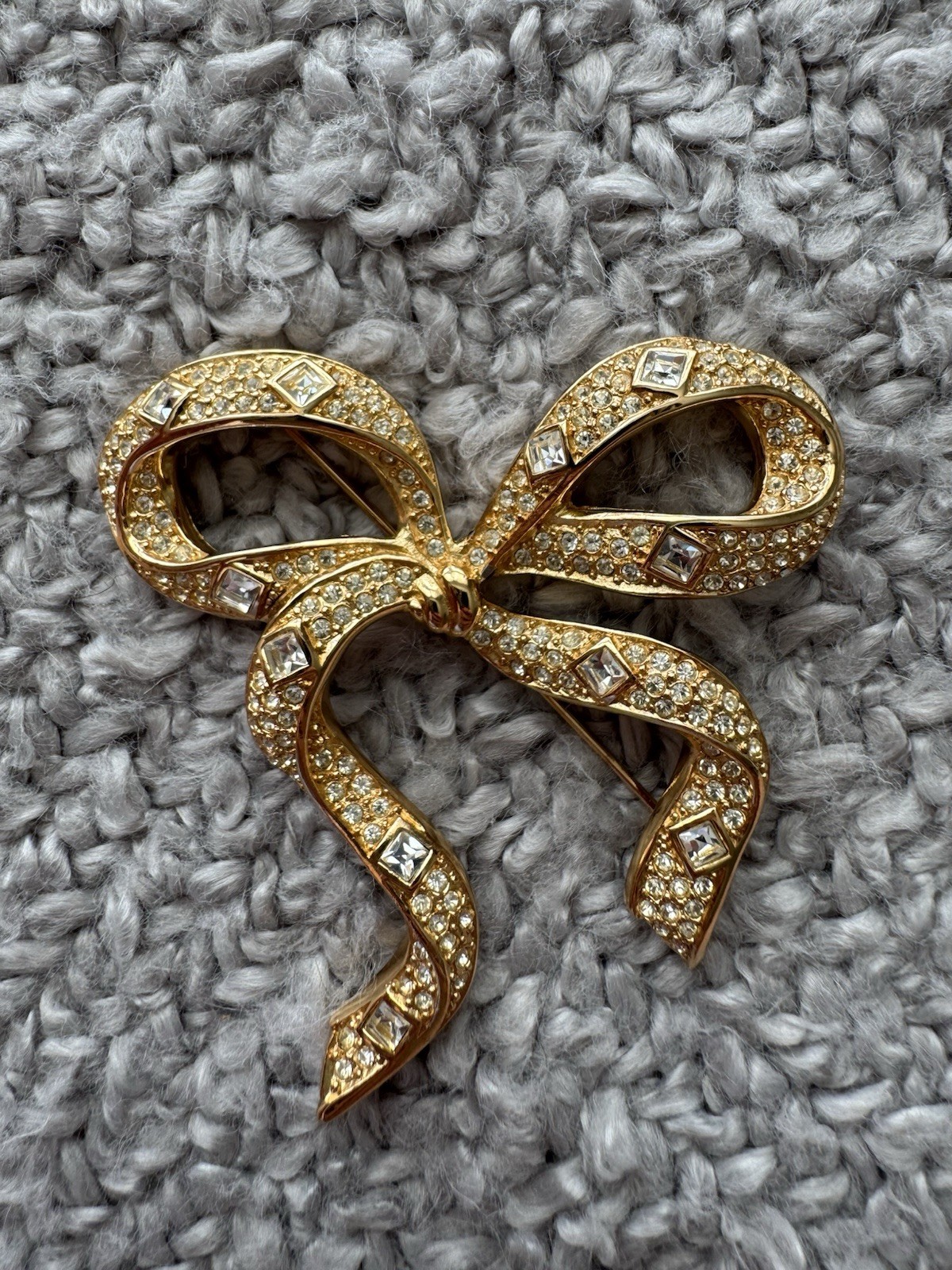 Vintage Christian Dior Gold-Plated Ribbon Bow Crystal Brooch