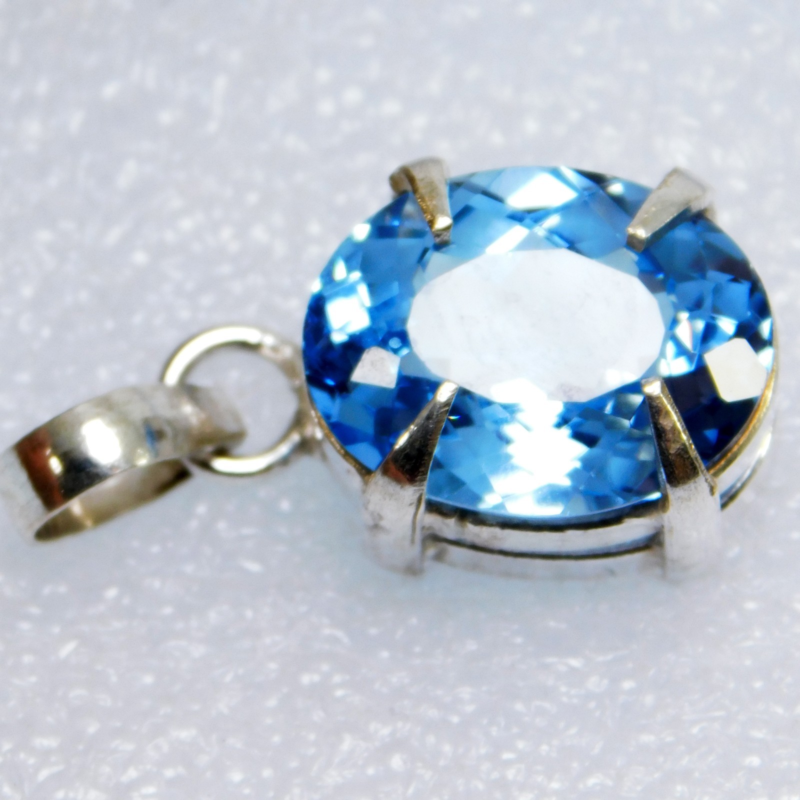 Natural 32.50 CT Certified Blue Sapphire Loose Gemstone Pendant 925 Solid Silver