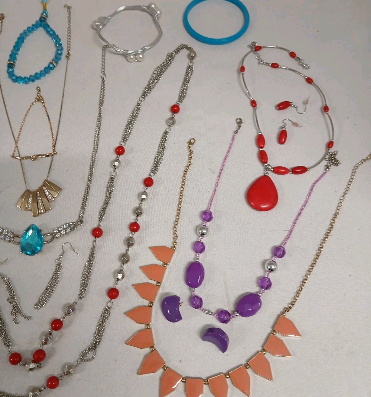 Mixed Jewelry Lot – Necklaces, Bracelets, Earrings (#1136)