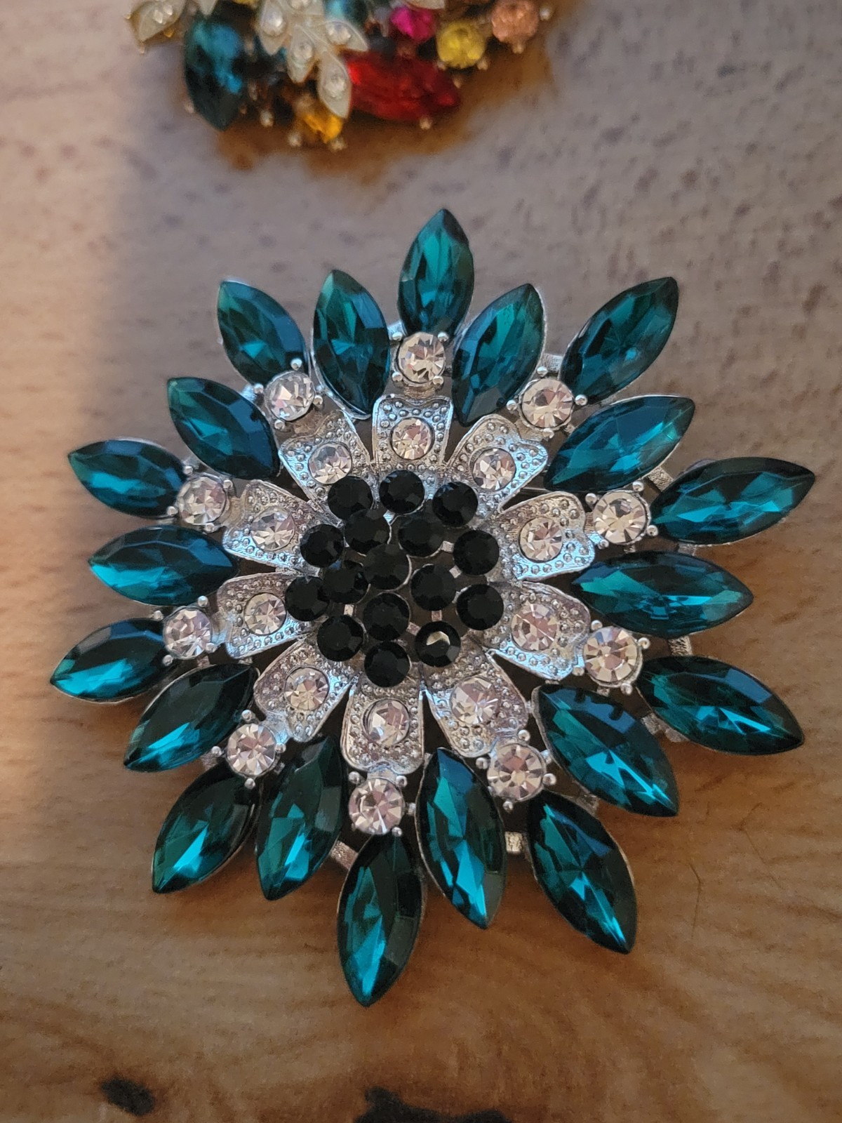 Big Beautiful Green Multicolor Flower Floral Brooch Pin Jewelry Lot CA USA P137