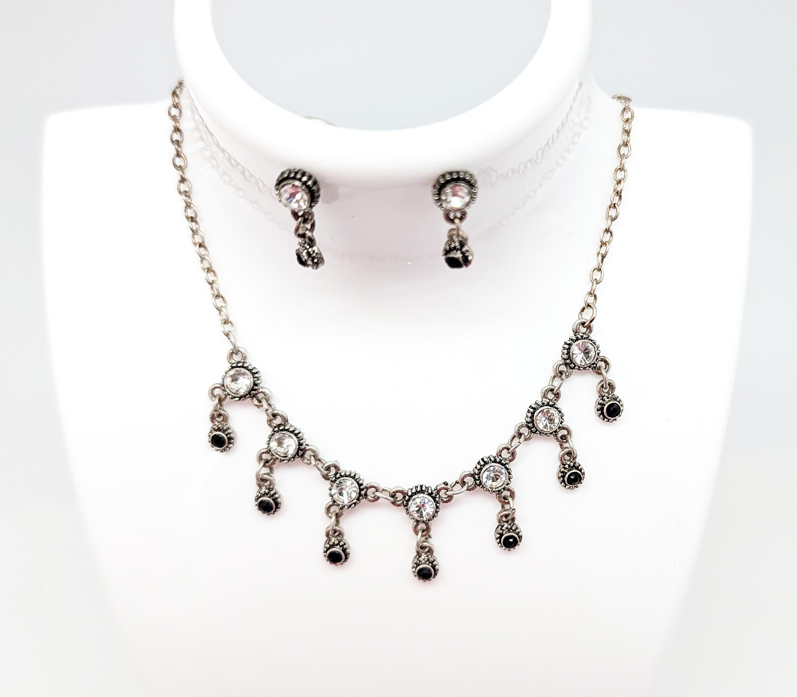 DESIGNER INSPIRED 17 in BLACK GRAY CRYSTAL VICTORIAN SILVER TONE JEWELRY SET NEW