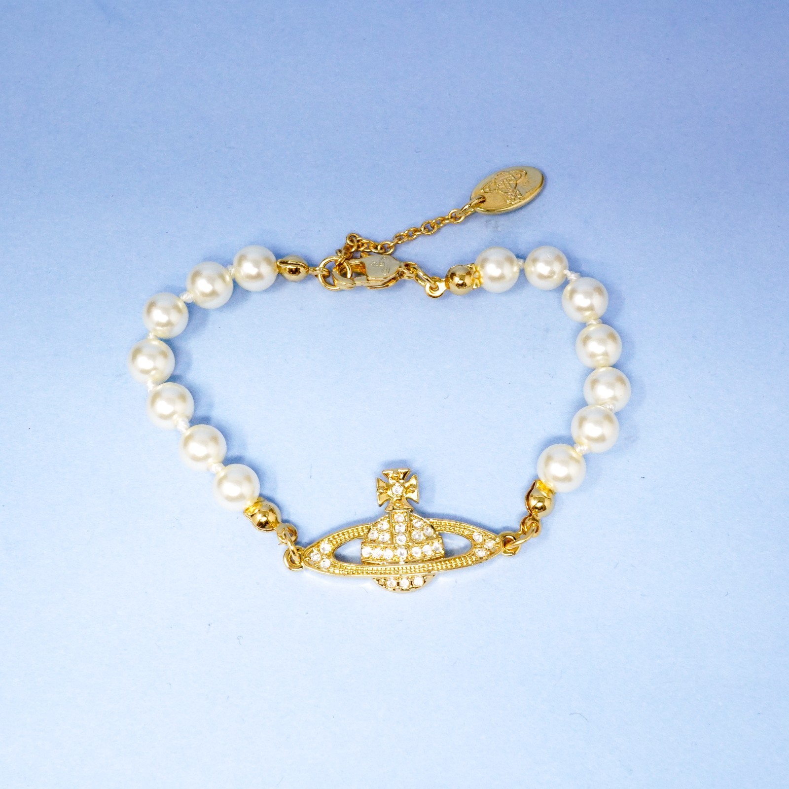 Vivienne Westwood Bracelet Bas Relief Pearl & Gold Orb Charm With Crystals & Box