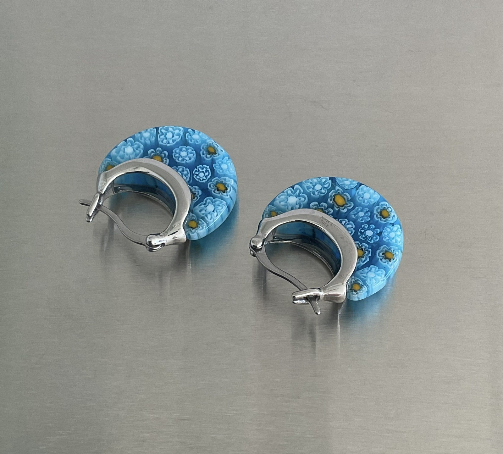Blue Murano Millefiori Style Daisy Glass 1″ Hoop Earrings Stainless Steel