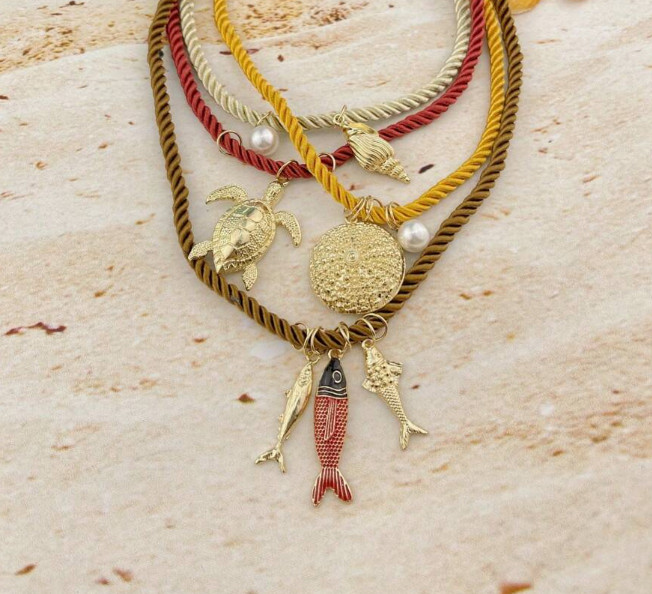 Set of Necklaces Conch Shells Pearl Turtle Fish Braided Cord Gold Tone Charms