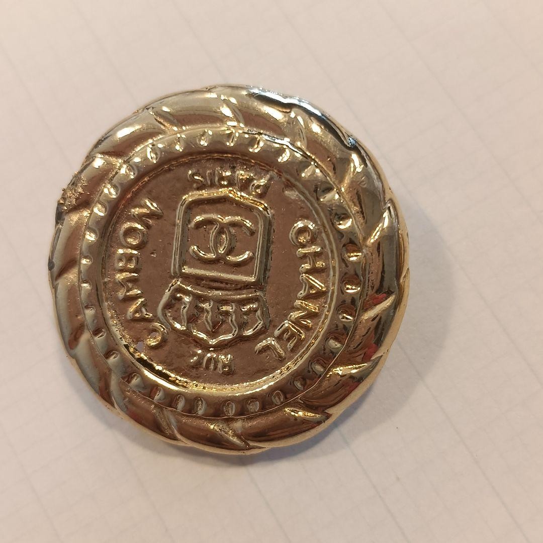 Chanel Earrings with stamp, no accessories