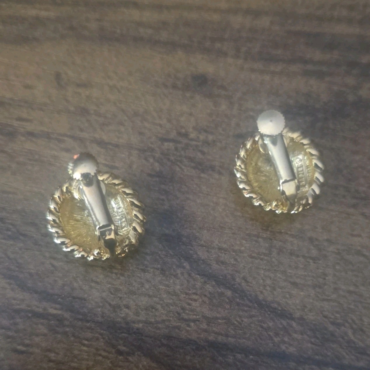 Gold Tone Round Stud Clip-On Earrings Screw Back No Stone Metal Lobe