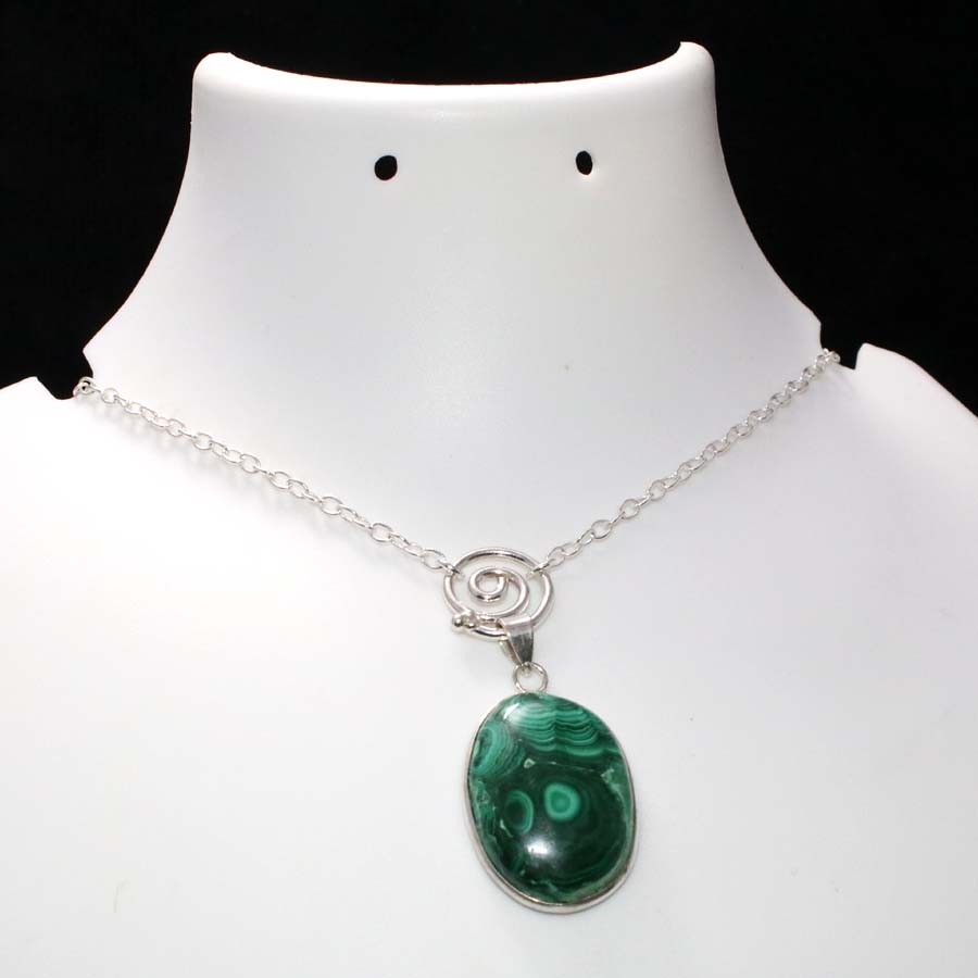 925 Silver Plated Exclusive Malachite Necklace 18″ Modern Classic Jewelry MJ