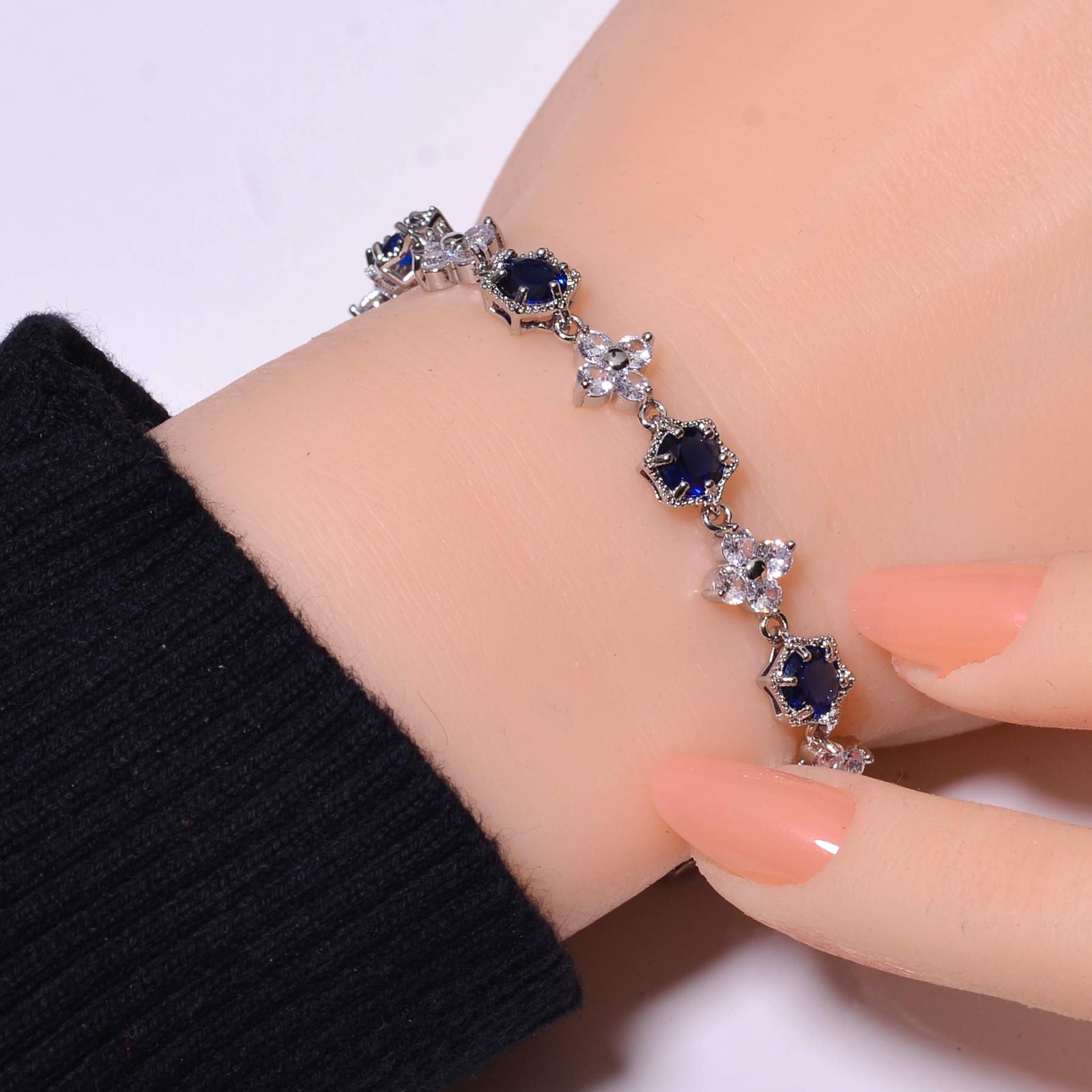 Blue Sapphire & CZ – Simulated 925 Sterling Silver Tennis Bracelet 8.99″ B67