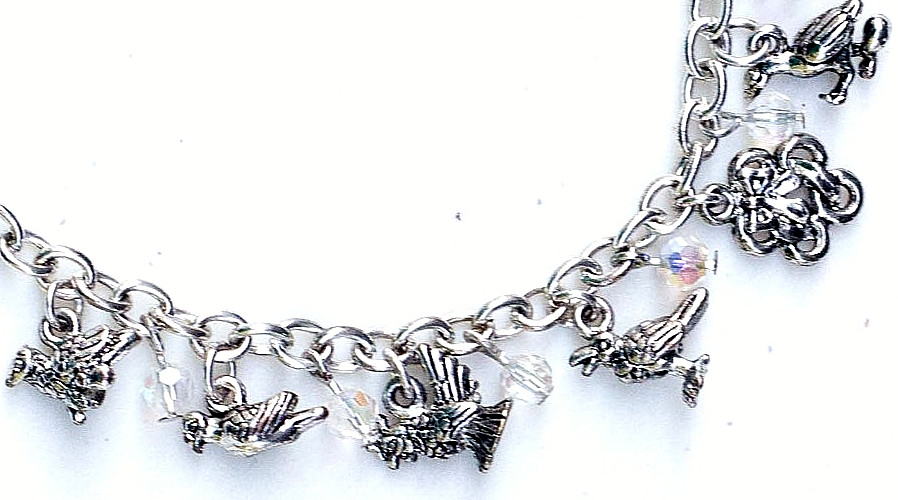 12 Days of Christmas silver tone Charm Bracelet – length = 7.5″ Holiday