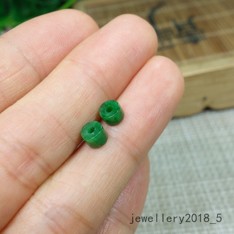1 pair Certified Green Burma 100% Natural A jadeite Jade Donut 甜甜圈
