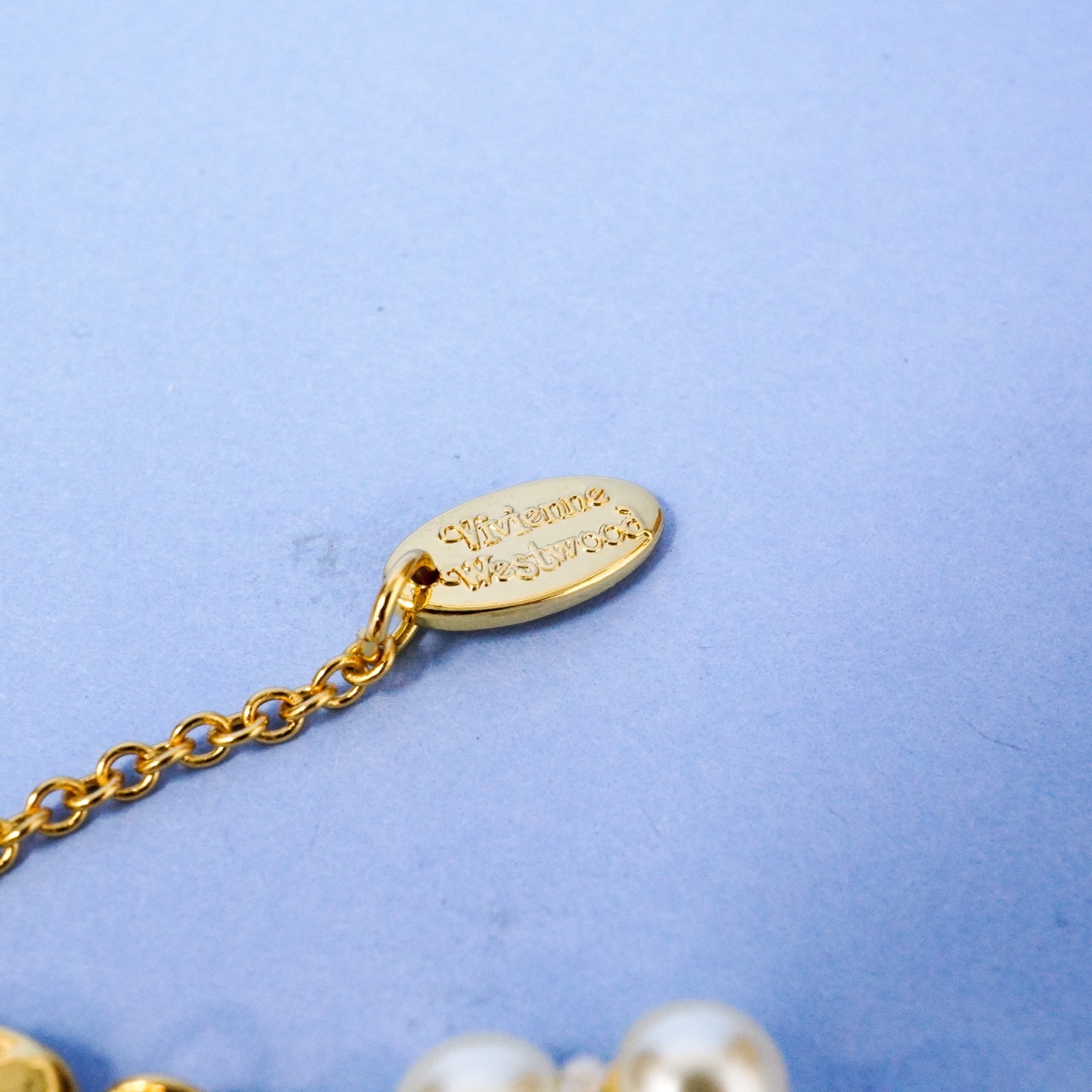 Vivienne Westwood Bracelet Bas Relief Pearl & Gold Orb Charm With Crystals & Box