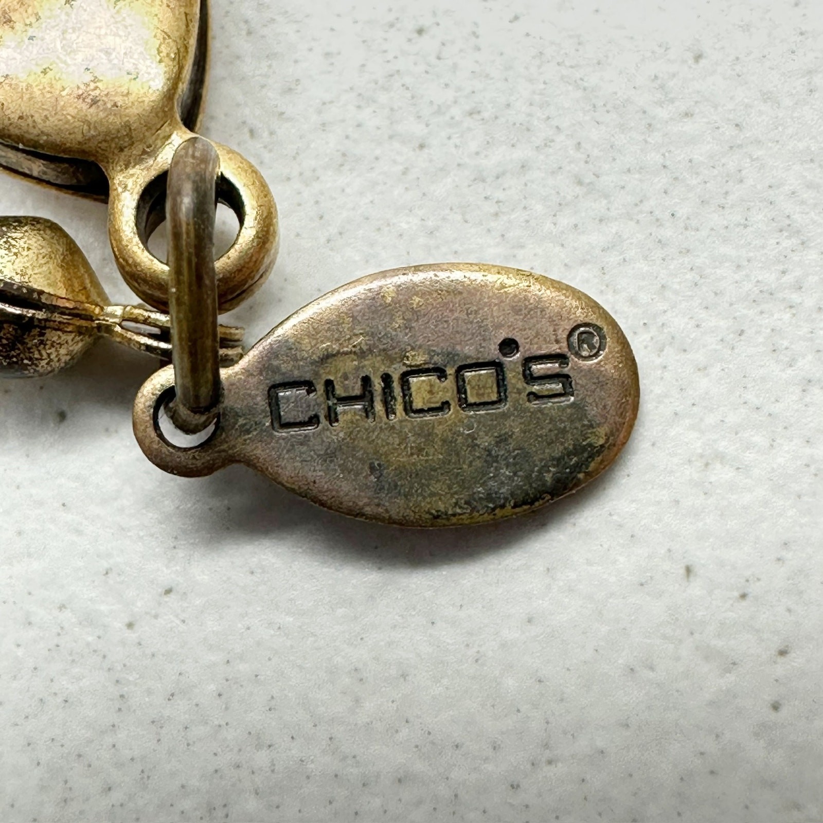Chico’s Multicolor Resin Organic Shape Bib Necklace Gold Tone Bar Link