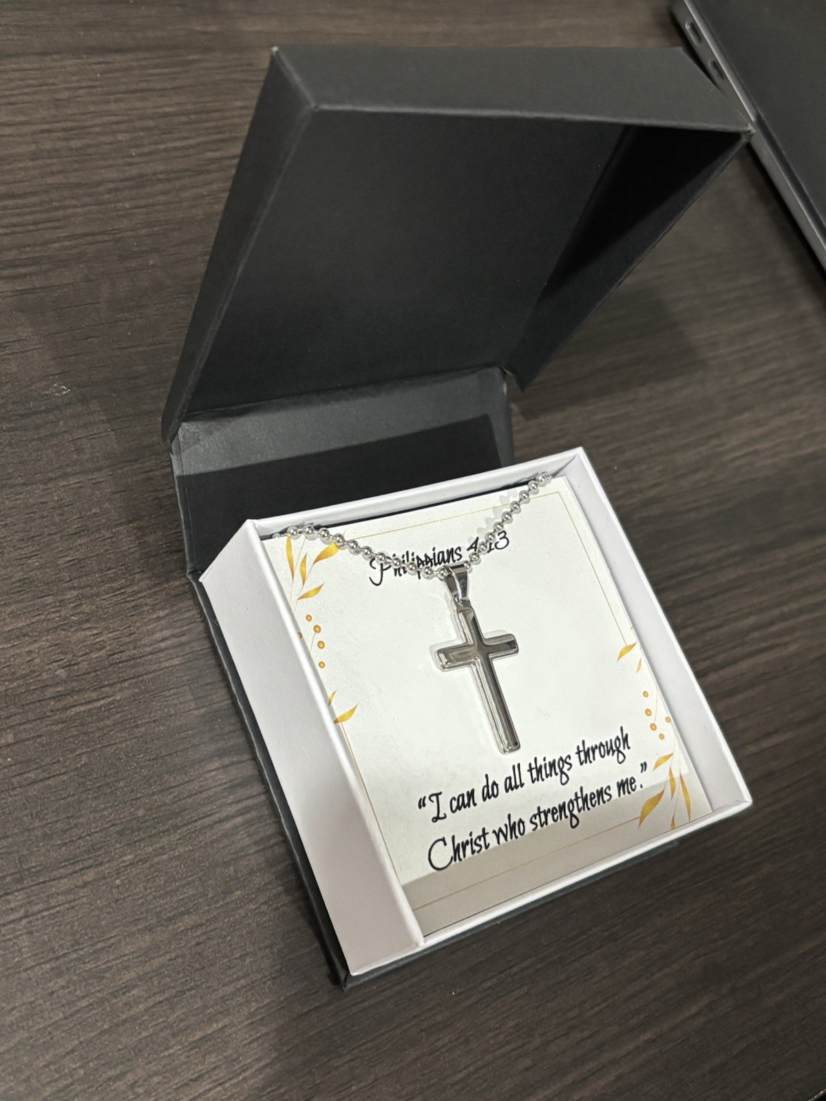 Silver Tone Cross Pendant Necklace Ball/Bead Chain Gift Box Scripture Card