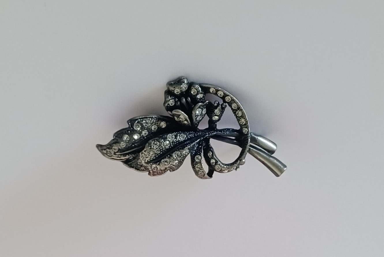 Flower Leaves Floral Rhinestone Brooch Pin Pendant