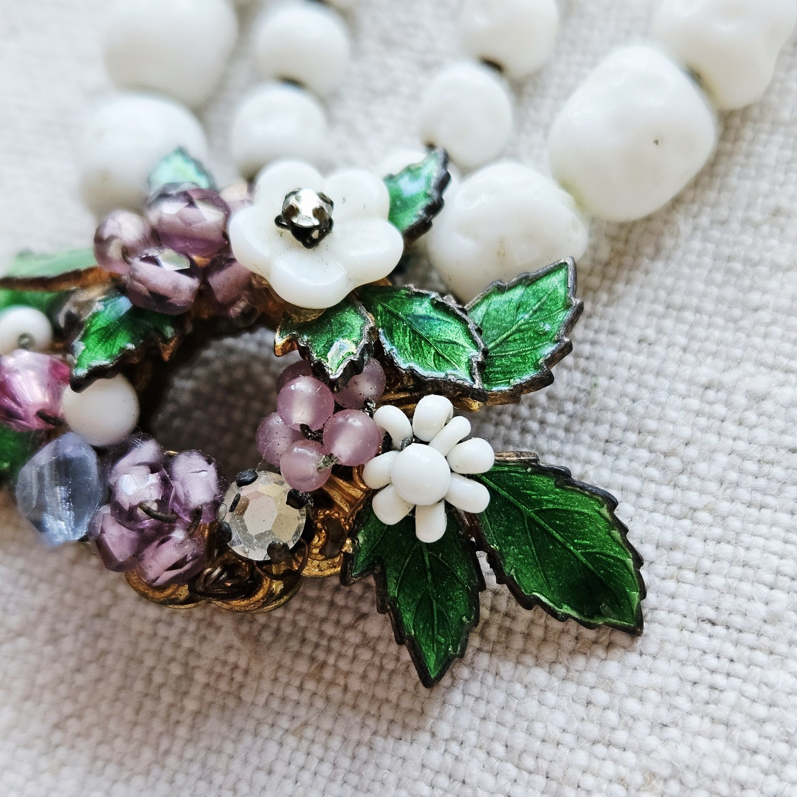 Unsigned Miriam Haskell Floral Pendant Double Strand Milk Glass Beaded Necklace
