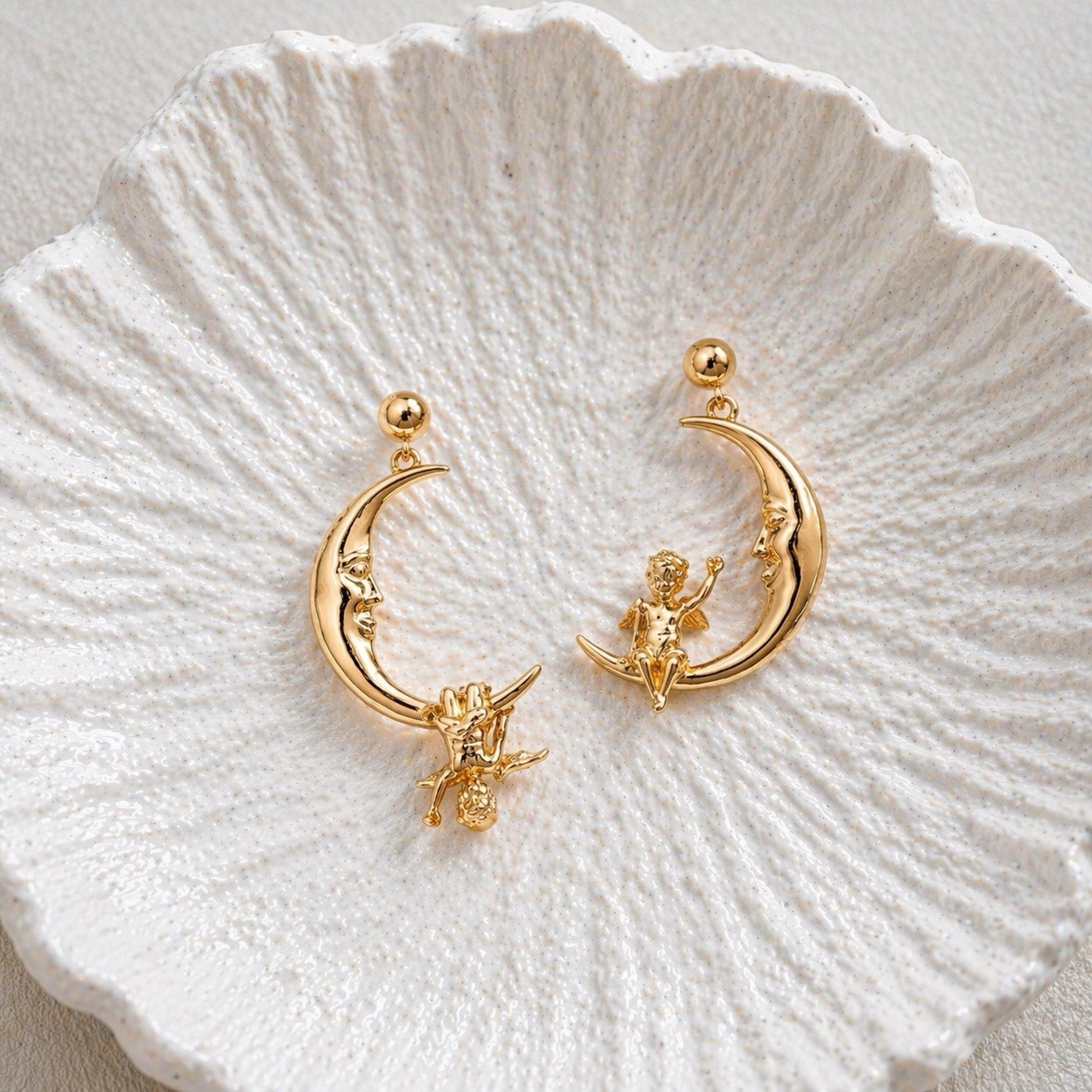 Hoop Moon Cherub Earrings Mismatch Anthro Style Angel Gold Face Boho Celestial