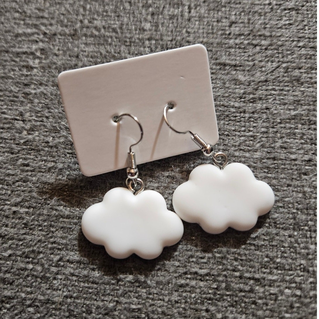 Boutique Novelty White Cloud Resin Dangle Earrings ~ Kidcore ~ Twee ~ Casual