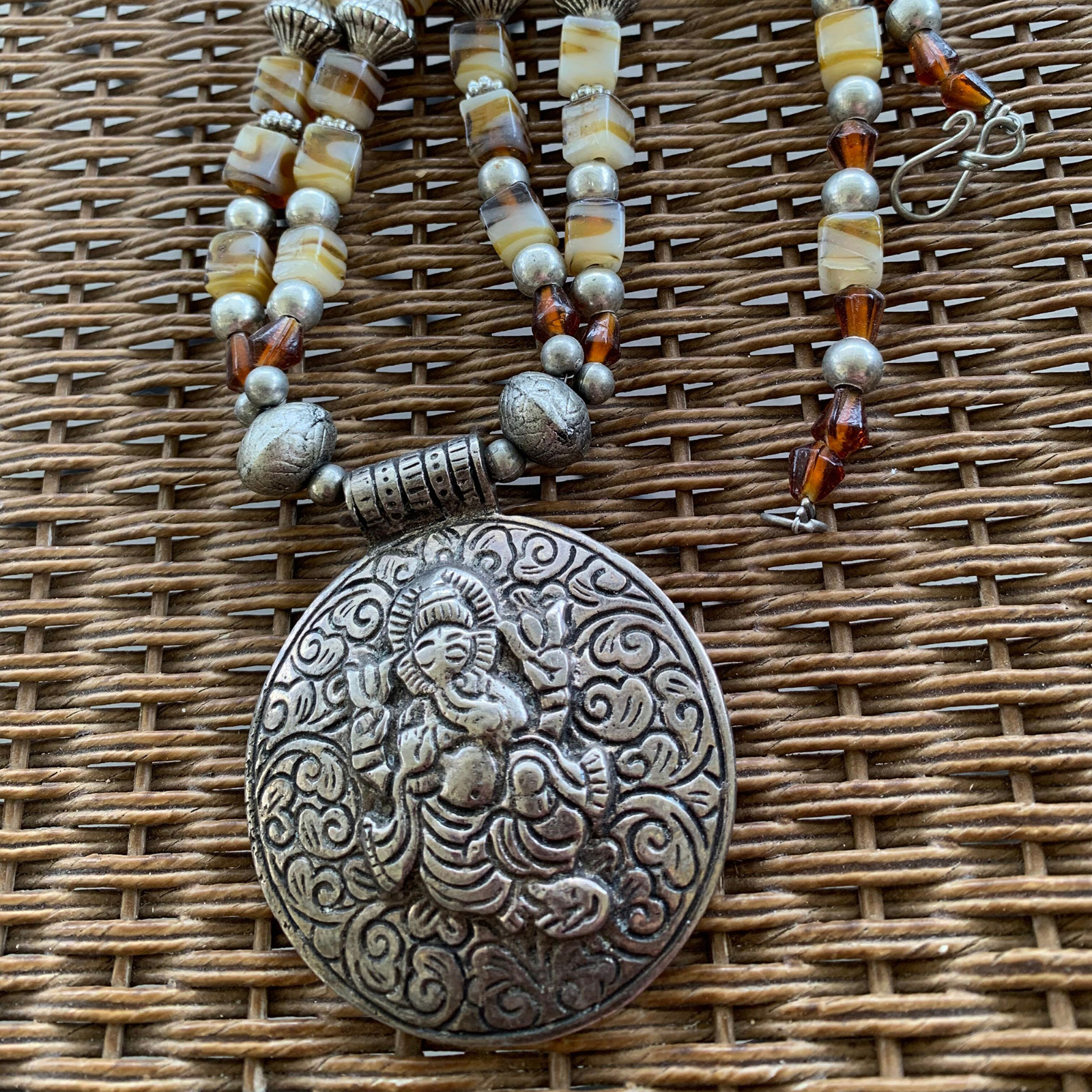 Ganesh/w Earth-Tone Bead Indian Vintage Bead Handmade Pendant Necklace