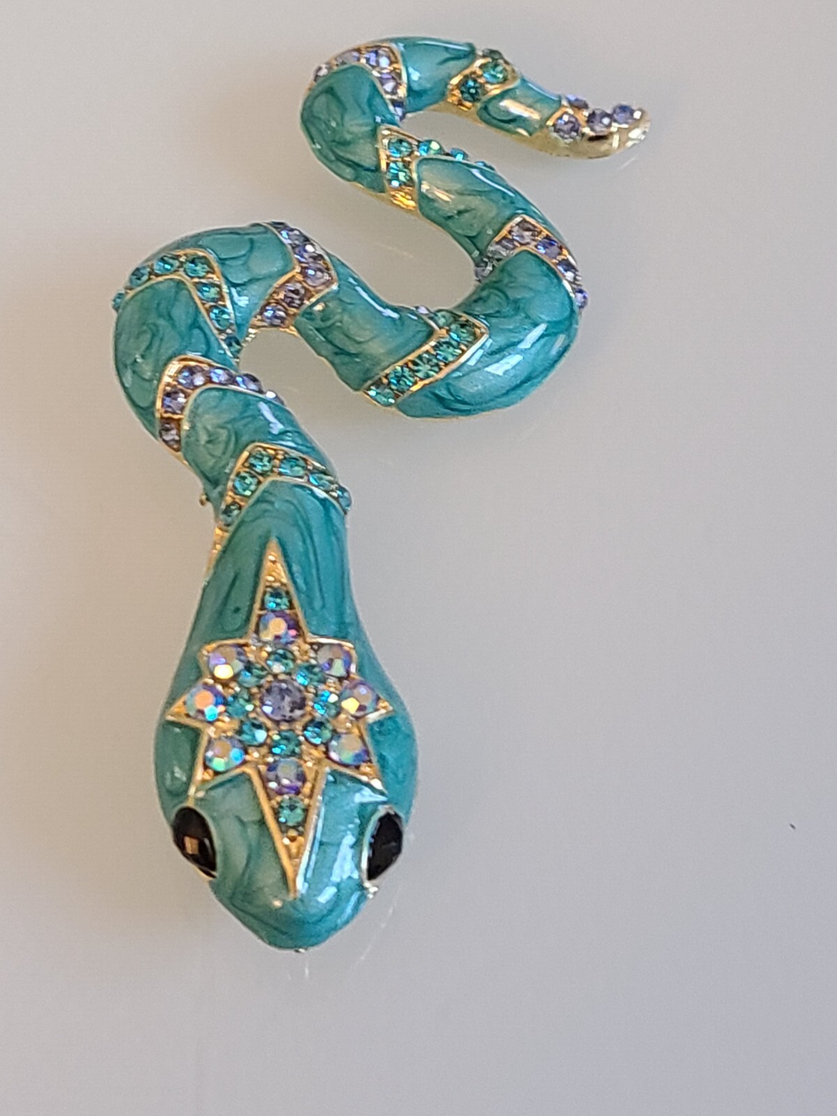 FAB DESIGNER STYLE UNSIGNED HUGE 3.75 INCH SNAKE BROOCH / PENDANT BLUE AURORA
