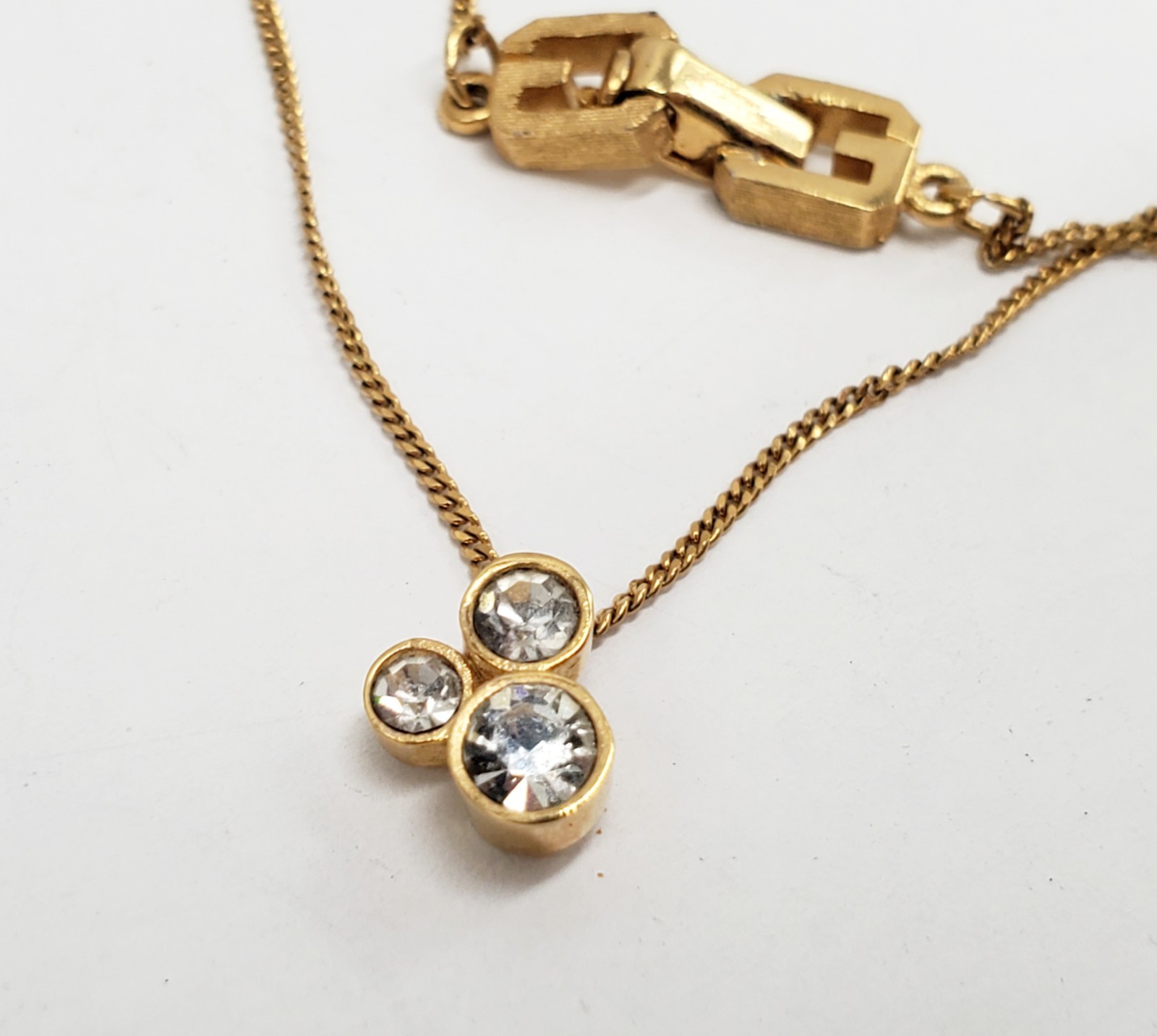 GG Givenchy Clear Crystal Dainty Gold-tone Choker Necklace 15.5″ Designer Signed