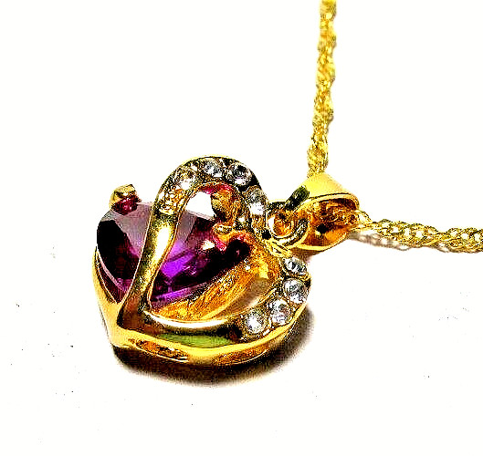 Gold Tone Purple & Clear Crystal Heart Pendant 16″ Necklace – NWOT (#2673)