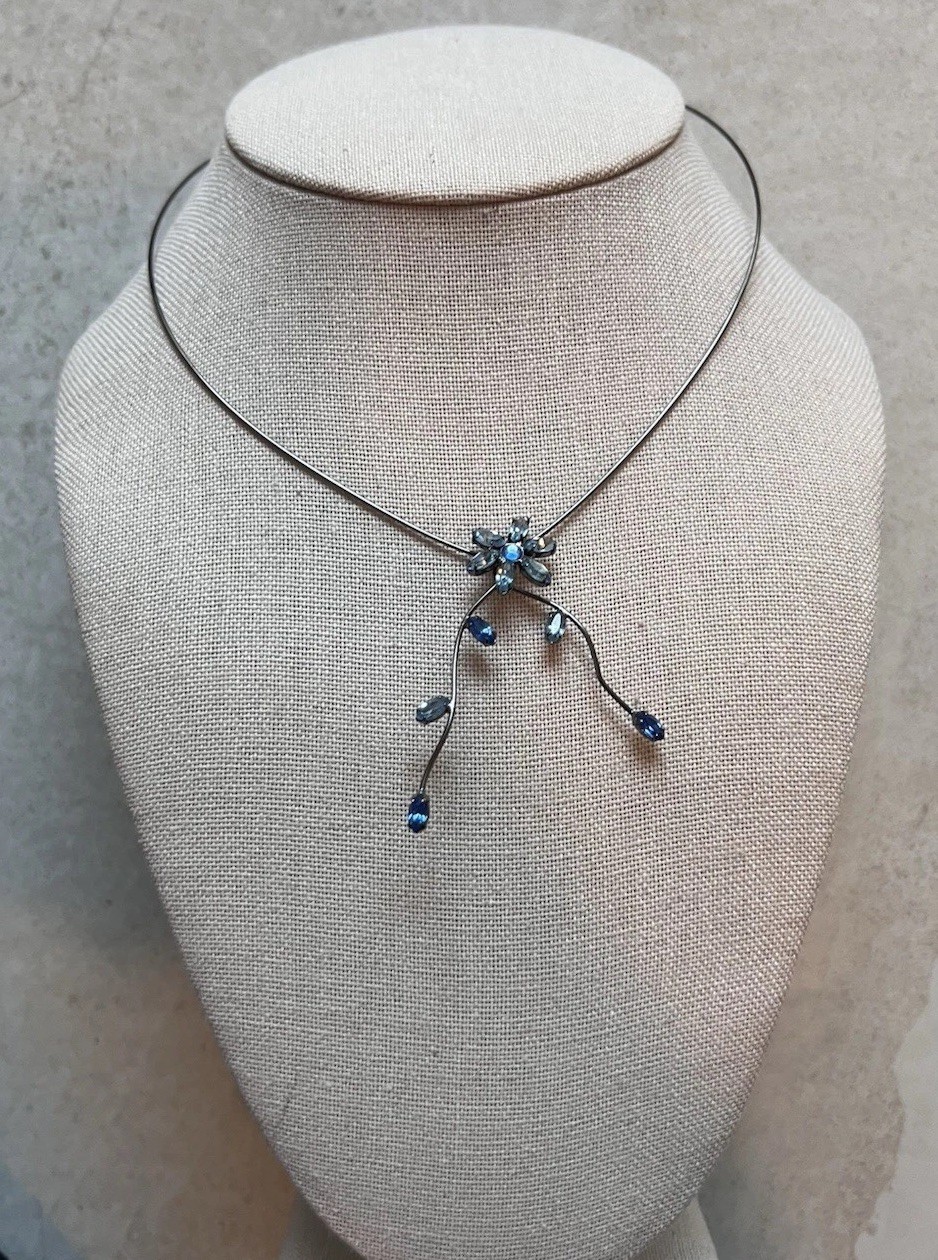 Beautiful Blue Prong Set Rhinestone Slip On Wired Collar Necklace Dark Gray H3